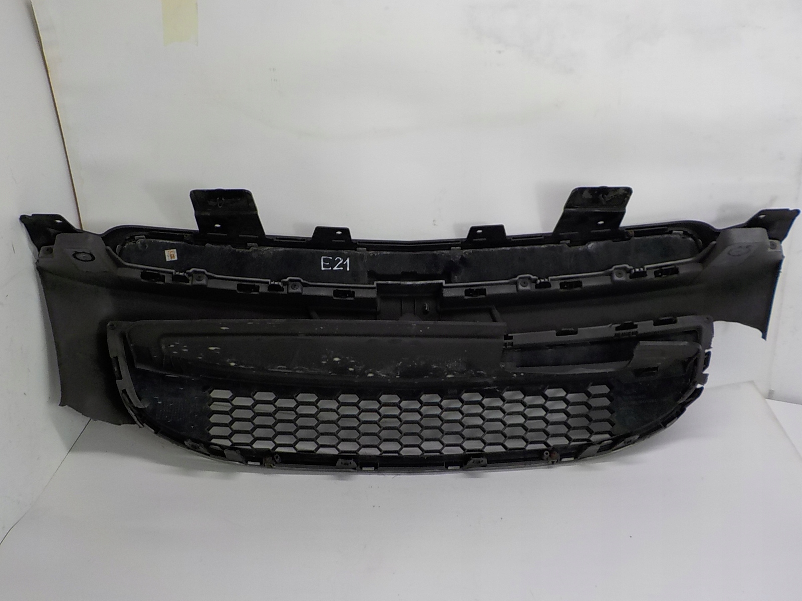 CHEVROLET ORLANDO grill grille radiator