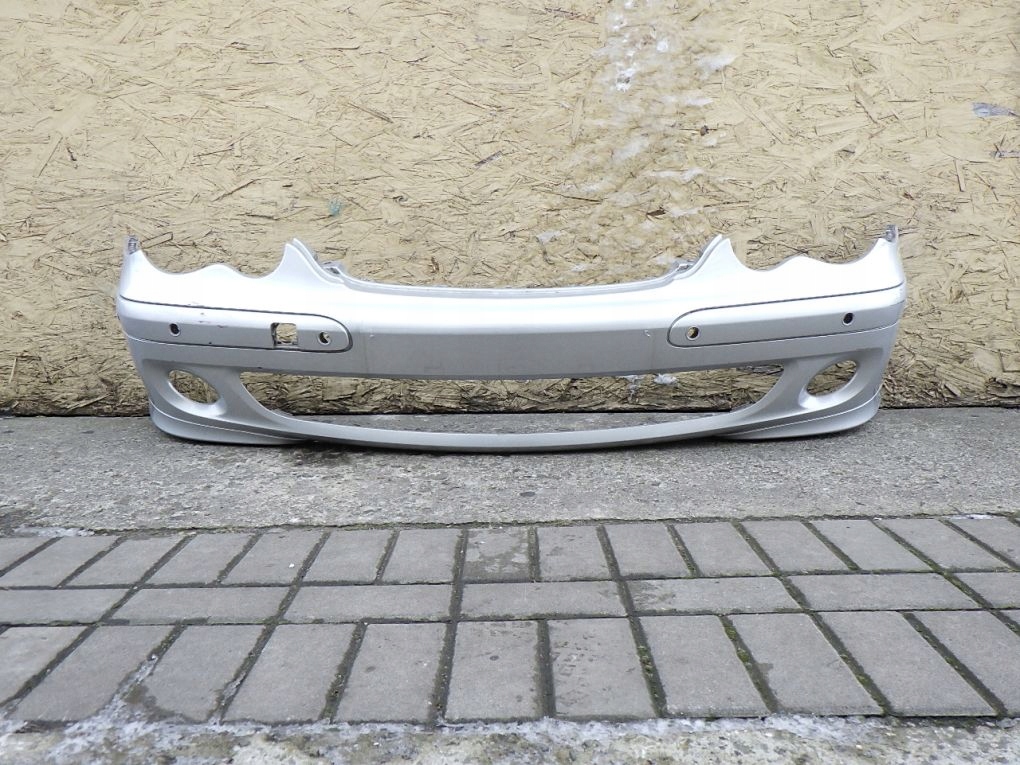 MERCEDES C KLASA 203 LIFT front bumper