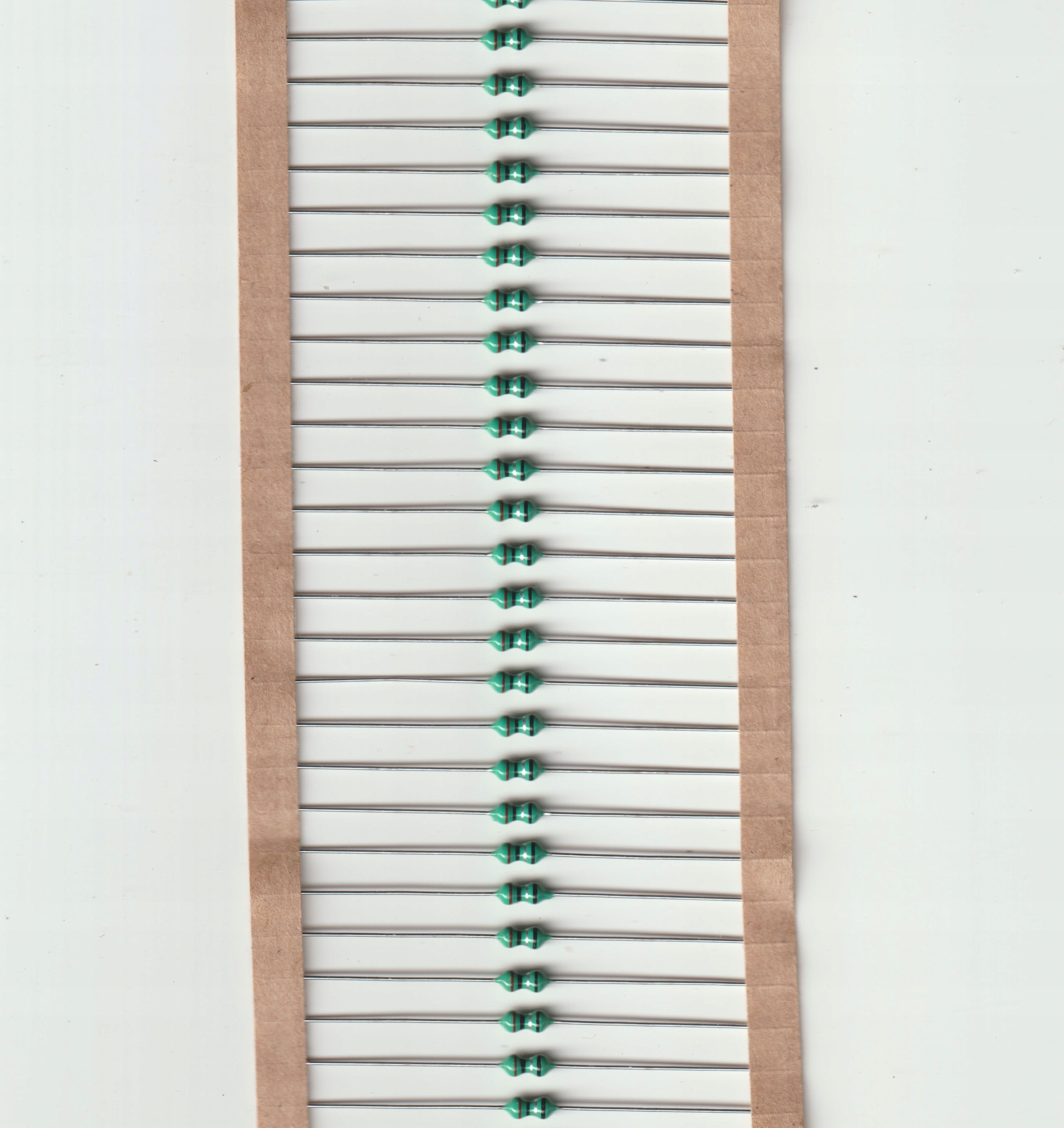 [100szt] 0.1uH (100nH) 1.18A 20% dławik