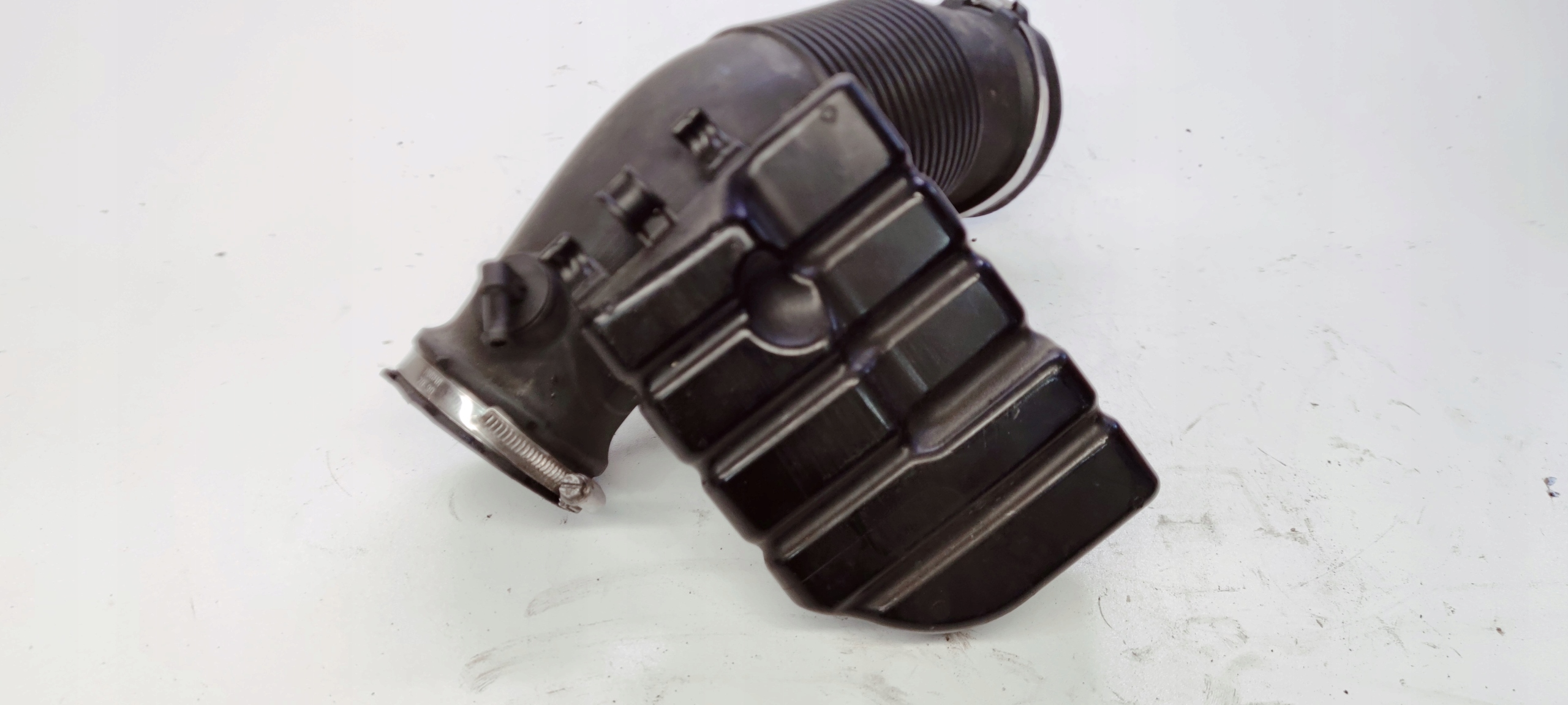hose pipe air AUDI A6 C6 LIFT 06E129629T