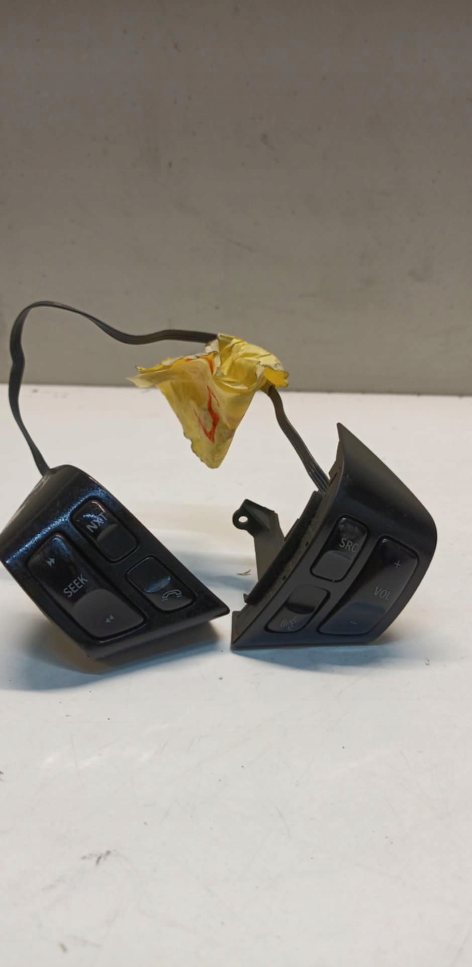 Przyciski multifunkcji des Lenkrads SAAB 9-3 93 multifunkcja 12786152 02-06