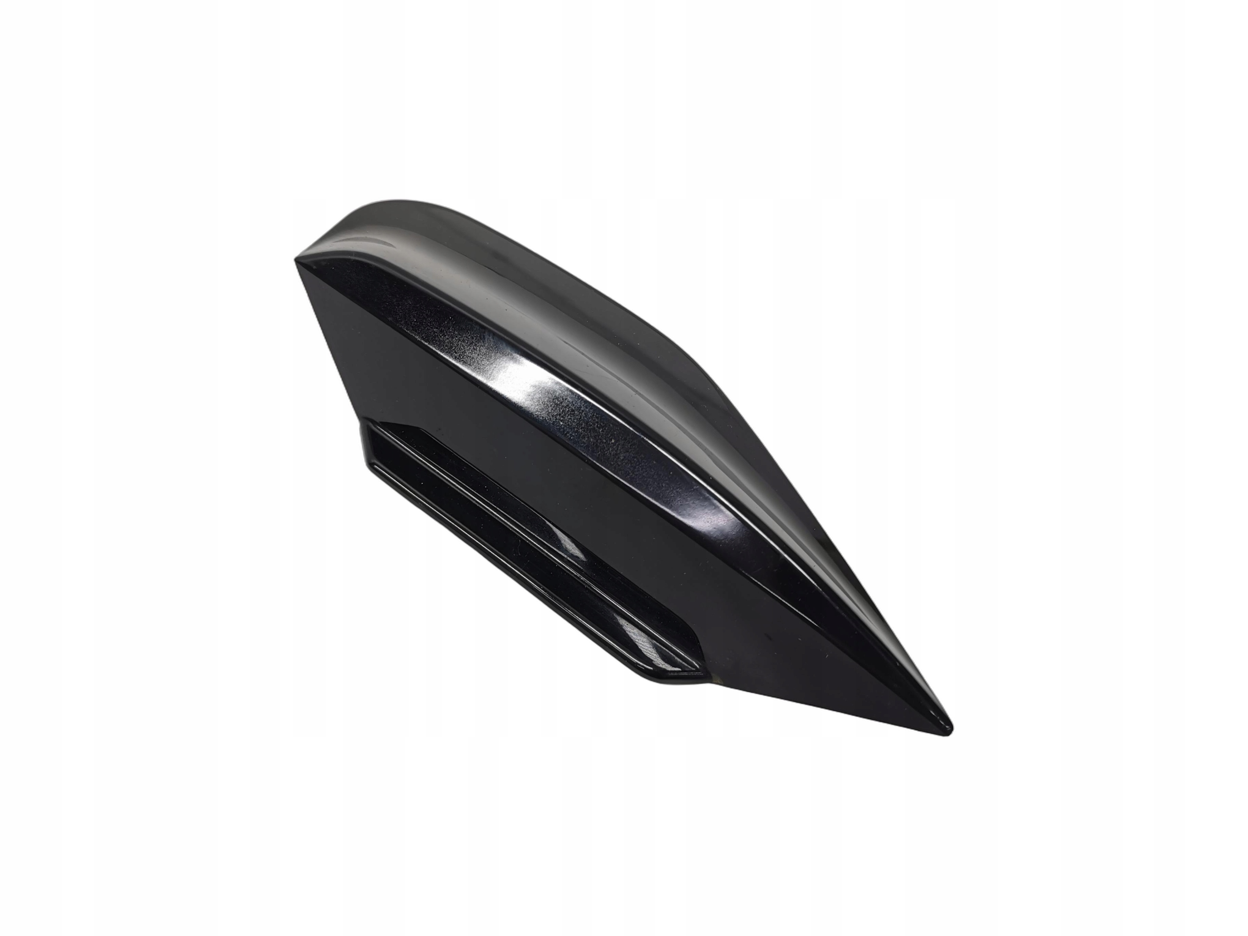 TROJKAT parafango Destra posteriore OPEL MOKKA A 2012-2016 95092494