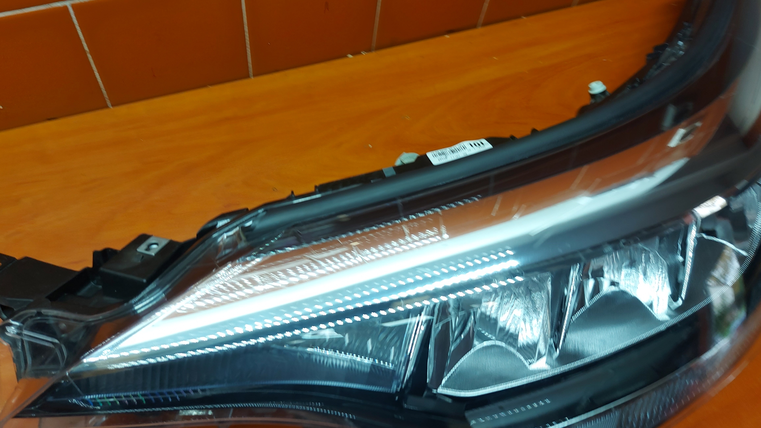 REFLEKTOR light left left front TOYOTA CHR C-HR 19- LIFT