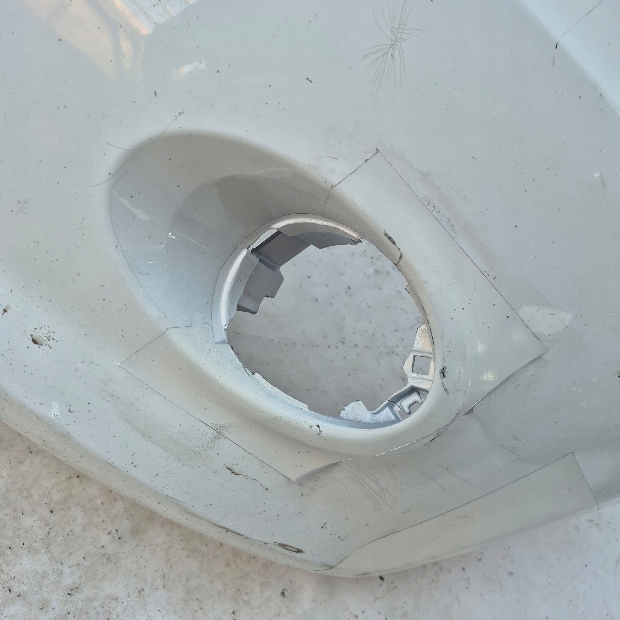FORD FIESTA MK7 08- bumper front front grid 8A61-17757-B