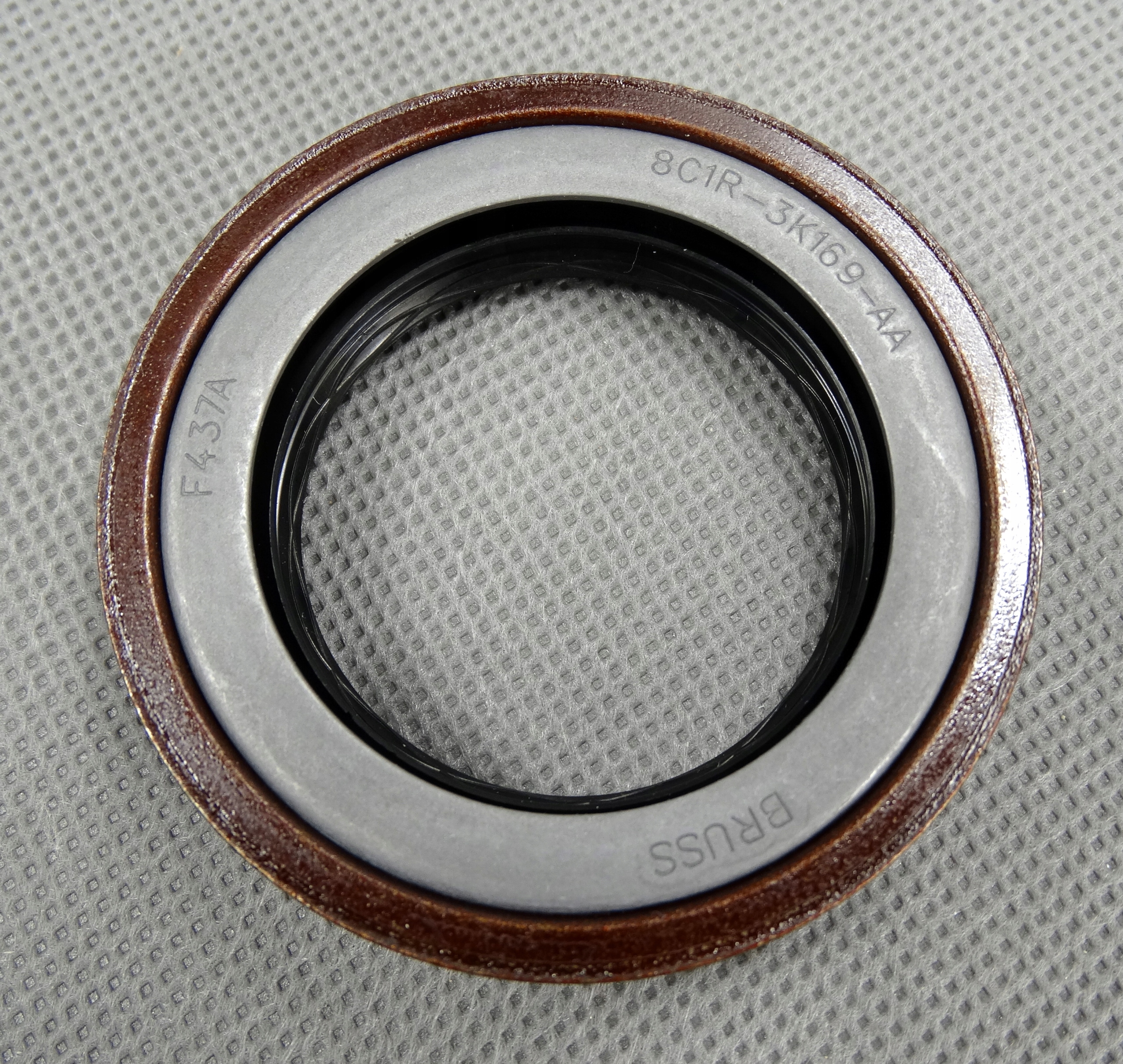 USZCZELNIACZ POLOSI NAPEDOWEJ FORD TRANSIT MK7 MK8 Part manufacturer Ford OE