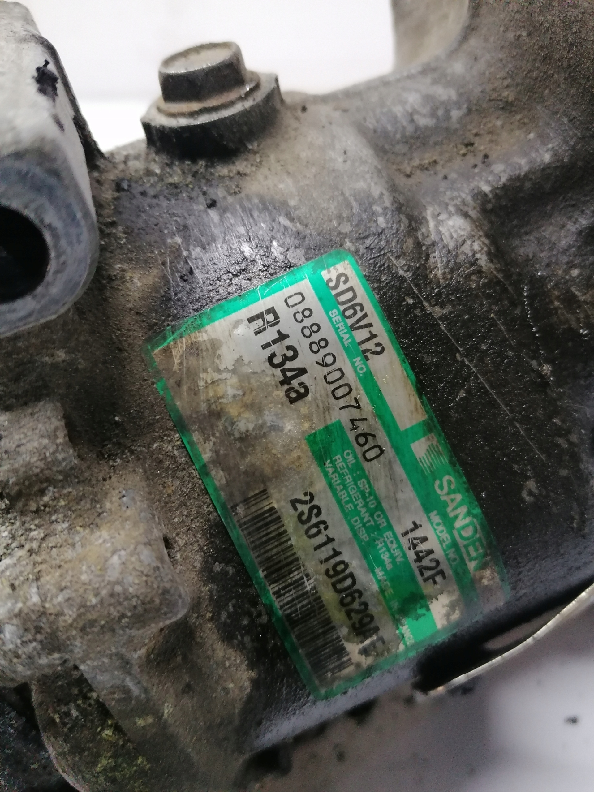 Mazda OE 2S6119D629AE compressor;, klimatyzacja