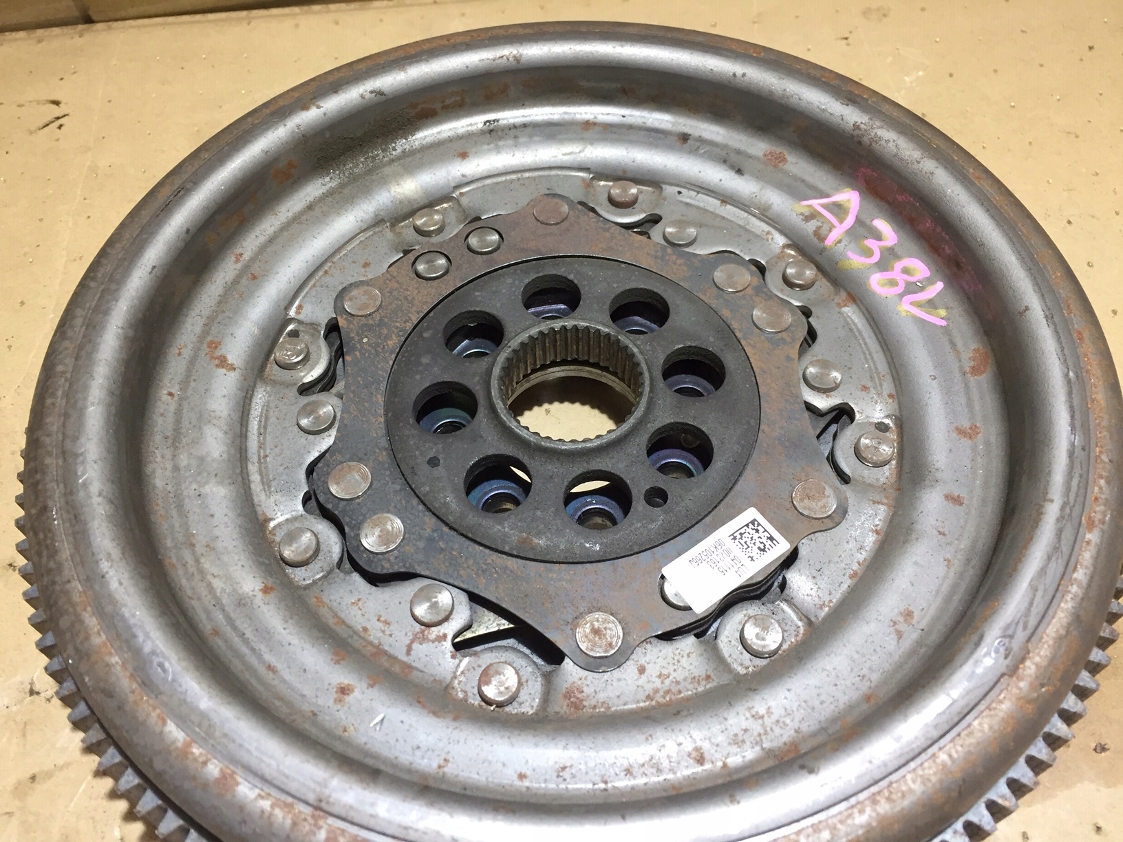 AUDI A3 8V 1.8 TFSI wheel flywheel 06K105266J