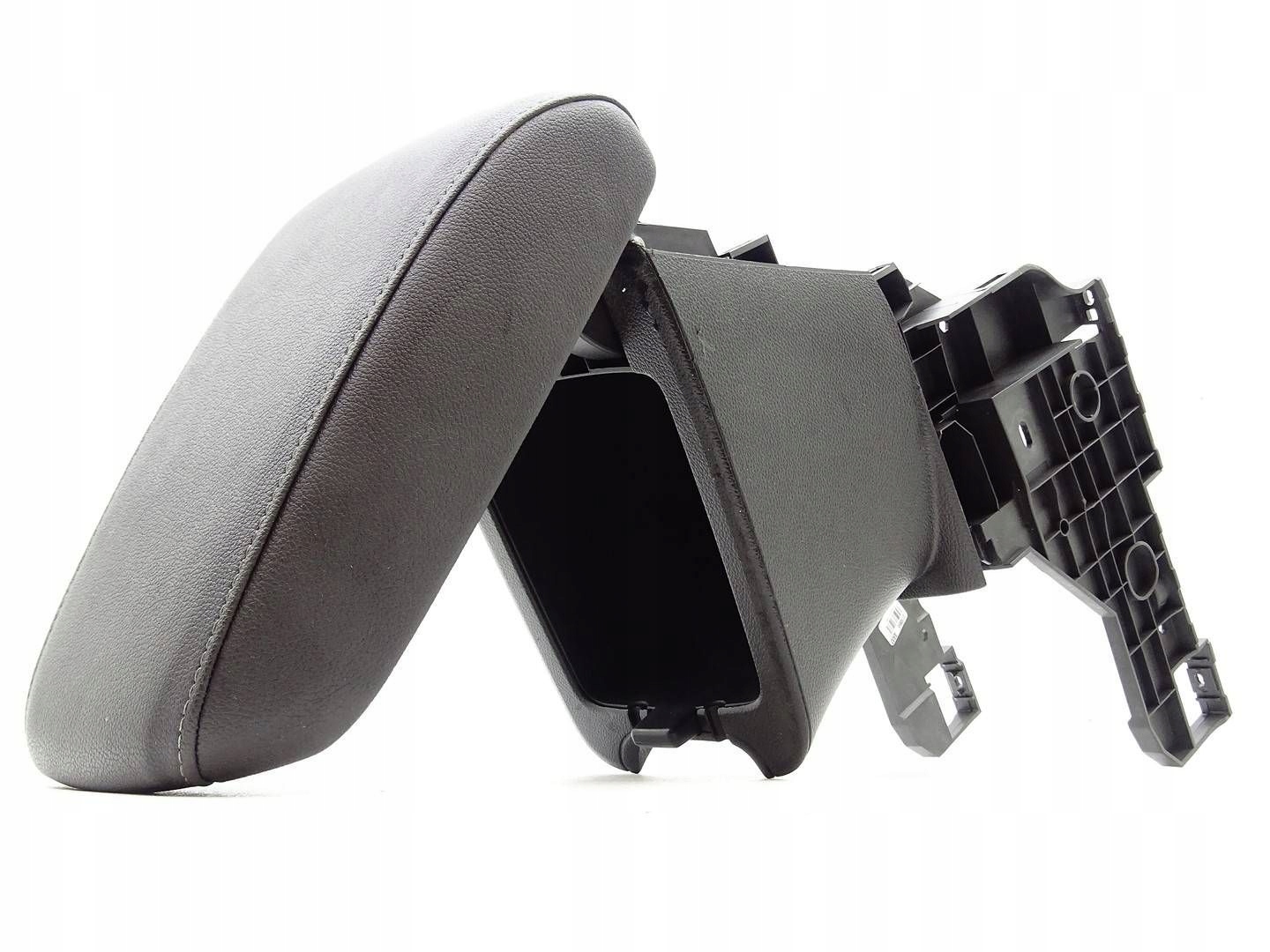 OPEL ASTRA K 15-21 PODŁOKIETNIK SKÓRA BIAŁA NIĆ