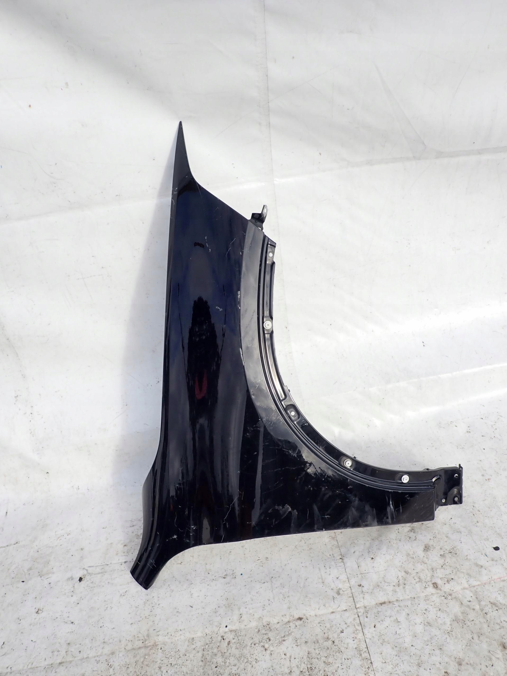 BMW X1 F48 15- fender front front right