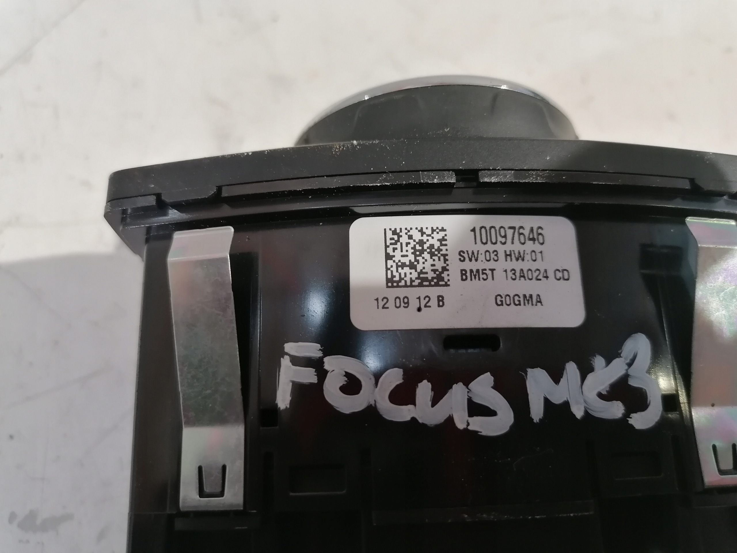 Ford Focus MK3 III Schalter Leuchten