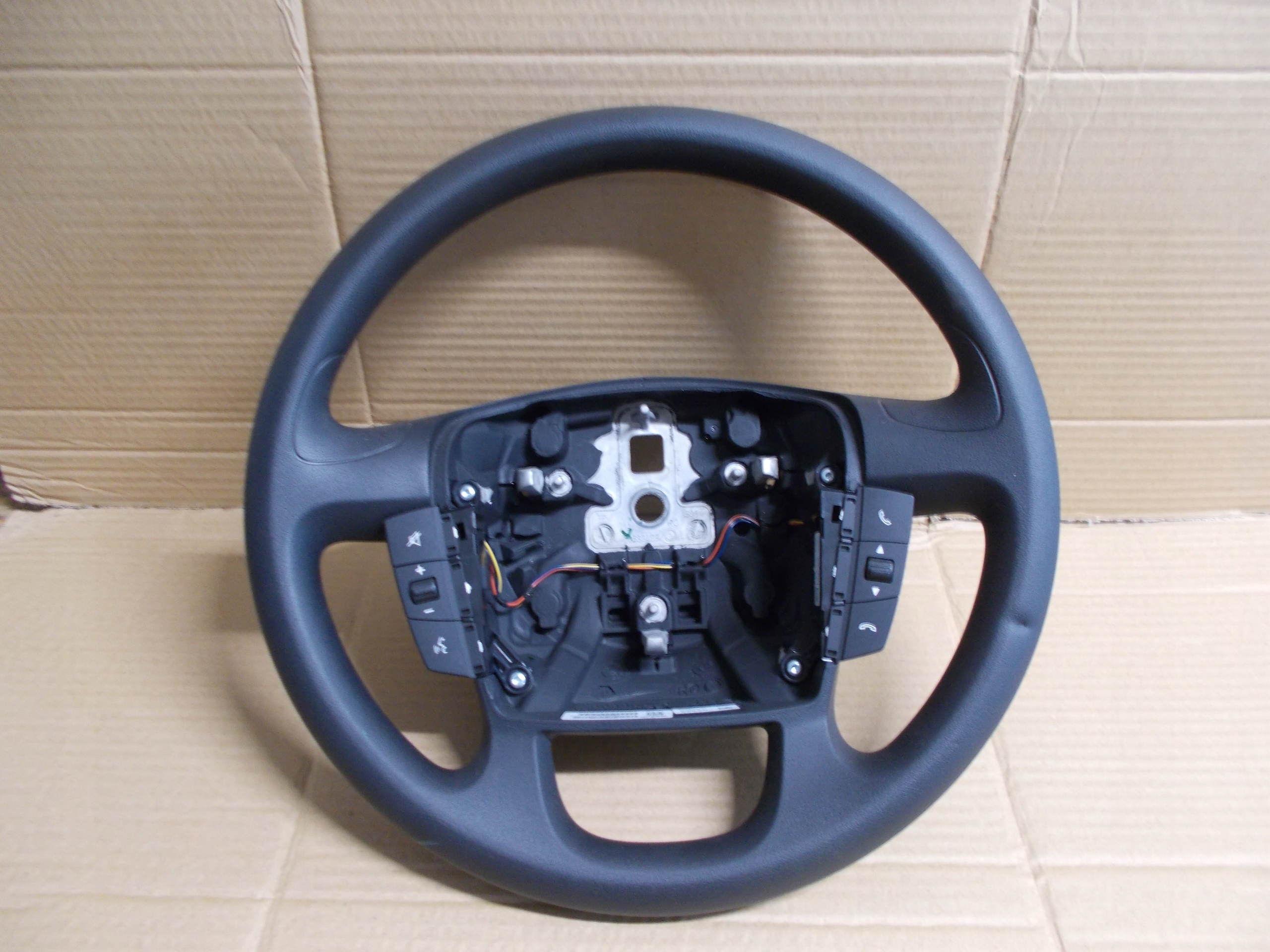 МНОГОФУНКЦИОНАЛЬНОЕ РУЛЕВОЕ КОЛЕСО FIAT DUCATO 2012-