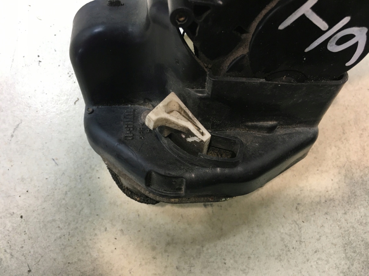 lock door handle right rear part MAZDA 6 and GY