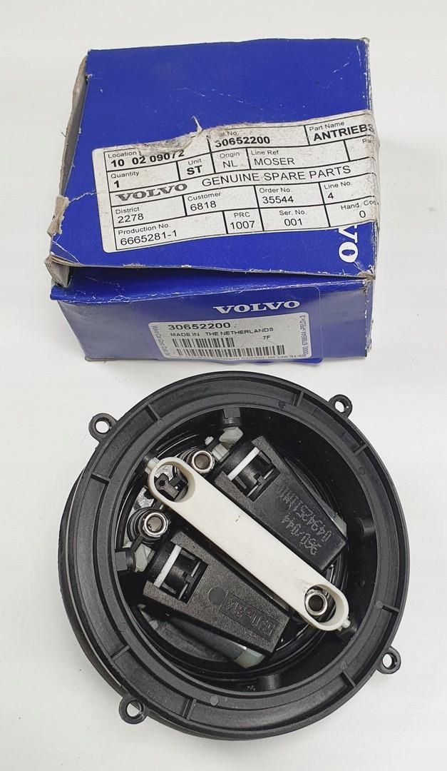 MECHANIZM REGULACJI LUSTERKA LEWY VOLVO S40 I V40