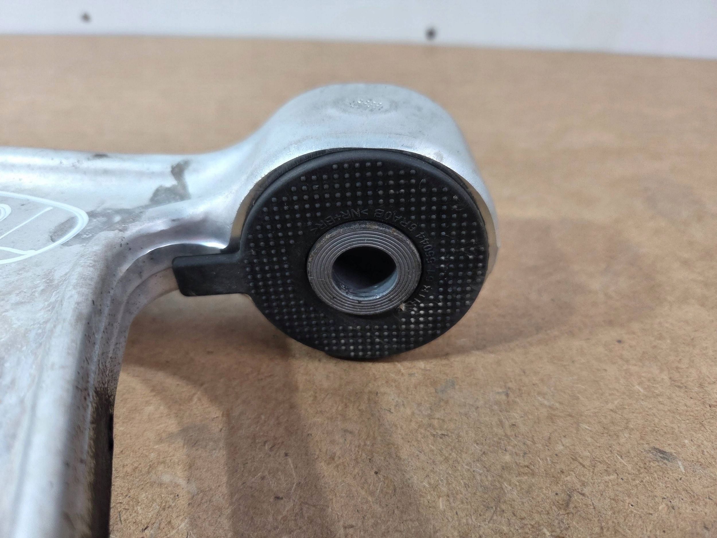 Nissan Qashqai J12 arm front left (T60)