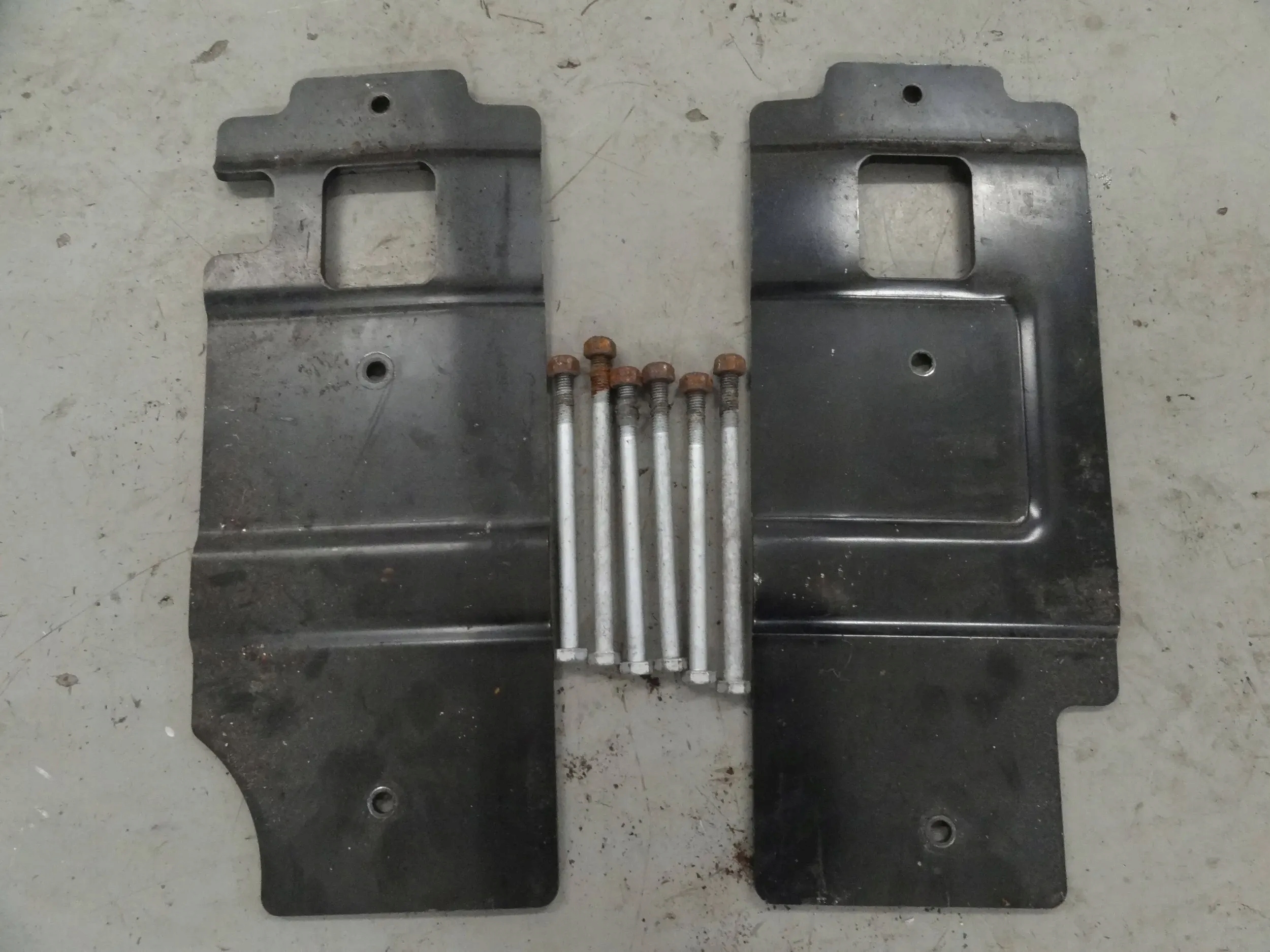 OPEL VECTRA C LIFT 2005 KOMBI HAK HOLOWNICZY WESTFALIA Typ samochodu Samochody osobowe