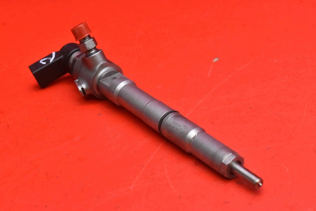nozzle injector 03L130277B VW GOLF 6 VI 1.6 TDI 08-15