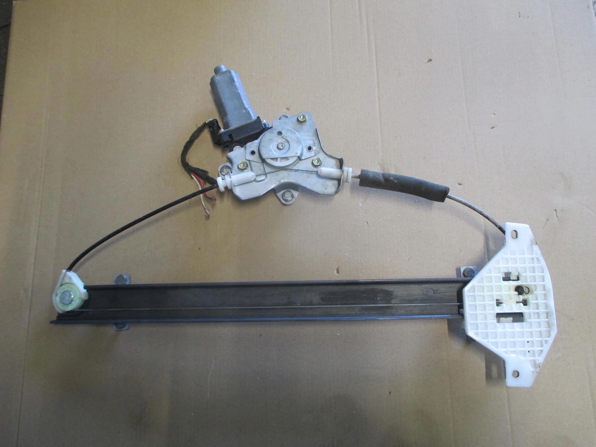 KYRON 05-14 MECHANIZM SZYBY PRAWY TYŁ