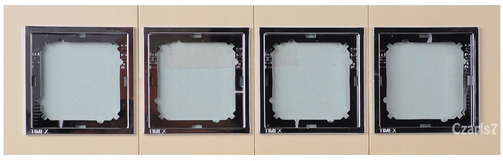 

Ramka Poczwórna Beż/chrom Magic - Premium