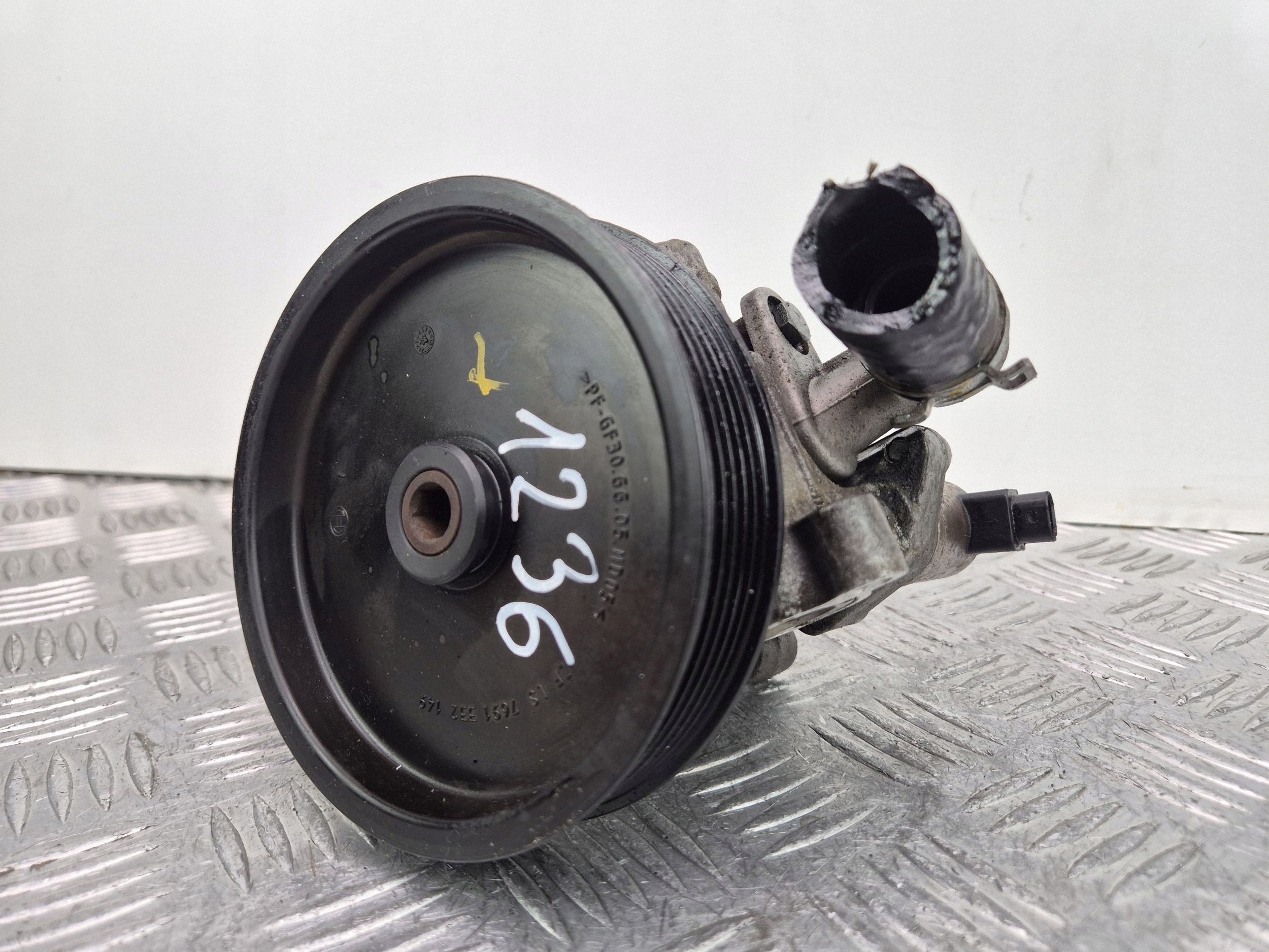 Mercedes C200 CGI W204 Pompa servosterzo M271860 A0064666501
