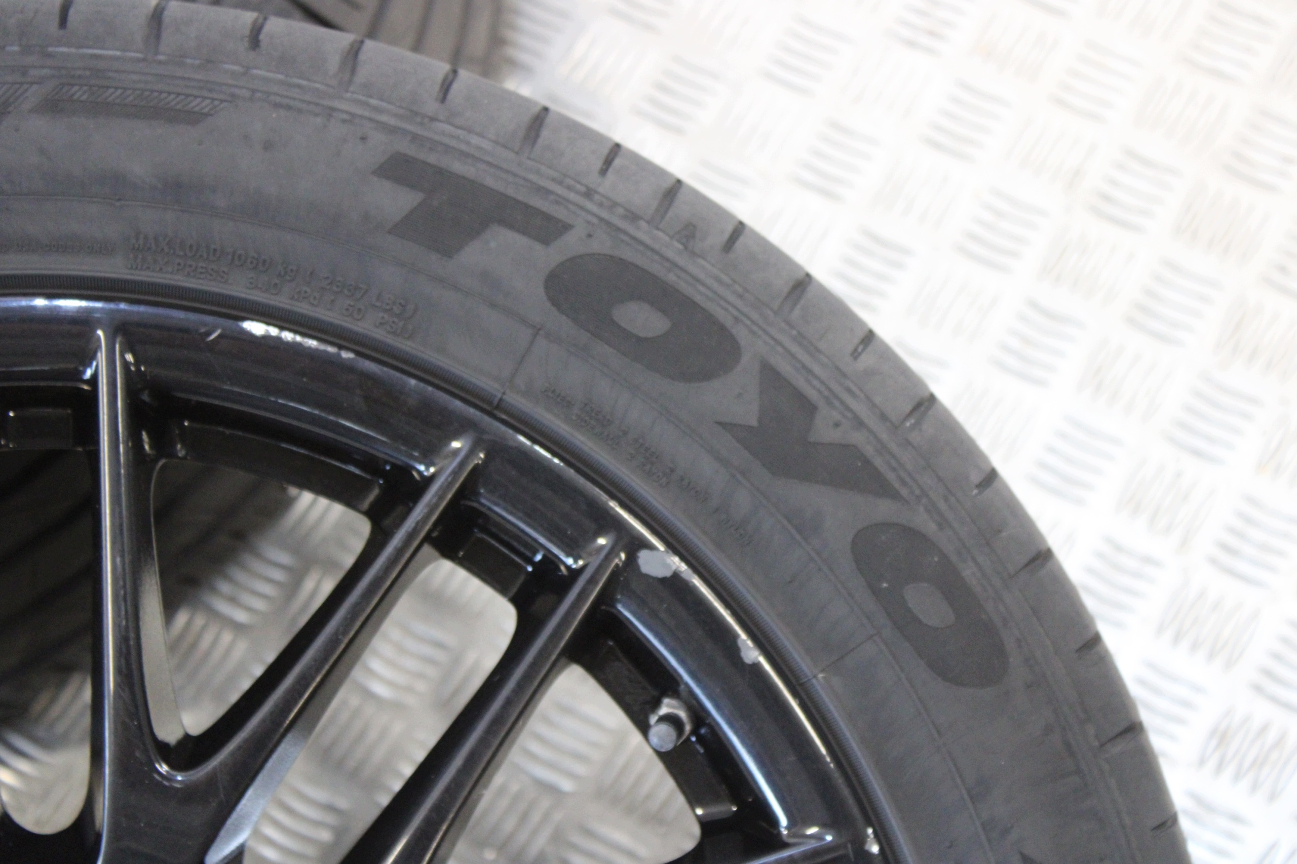 ruote CERCHI CERCHI RUOTE 275/45 R20 PORSCHE CAYENNE II 2 7P5 LIFT