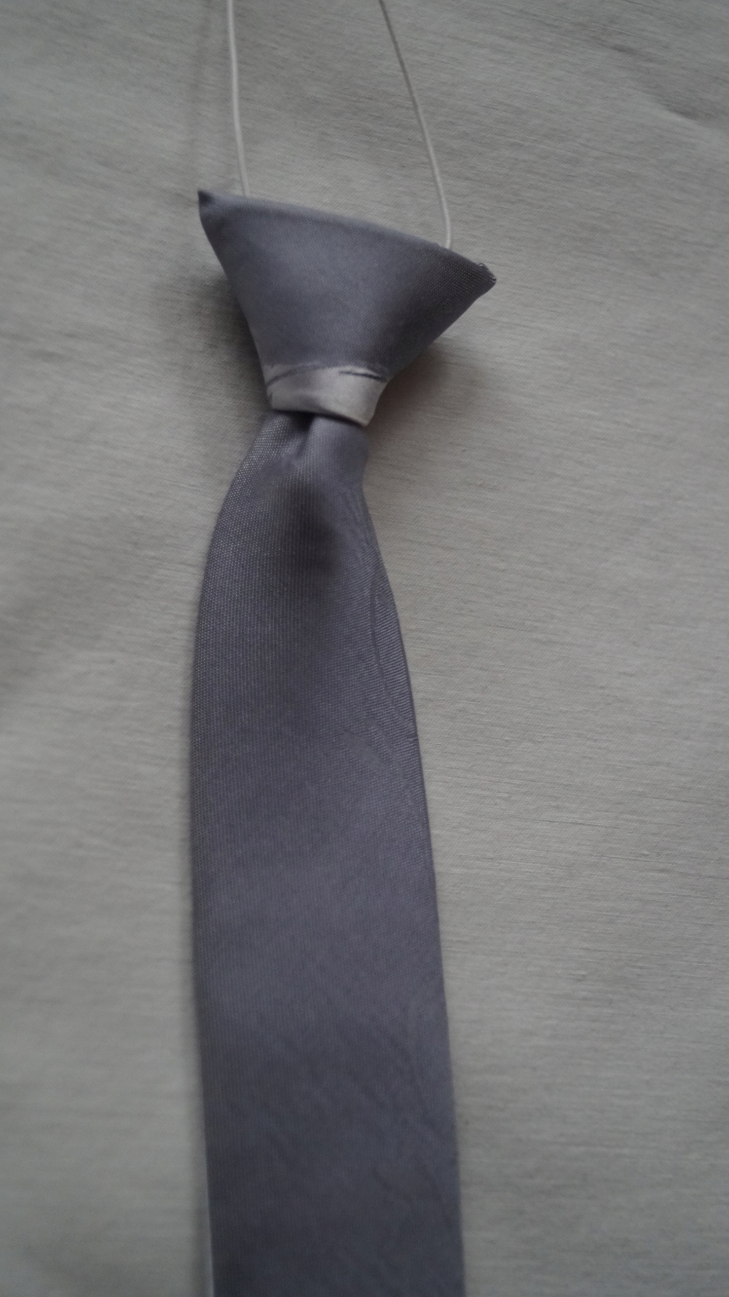 Krawat dziecięcy śledź na gumce dużo wzorów