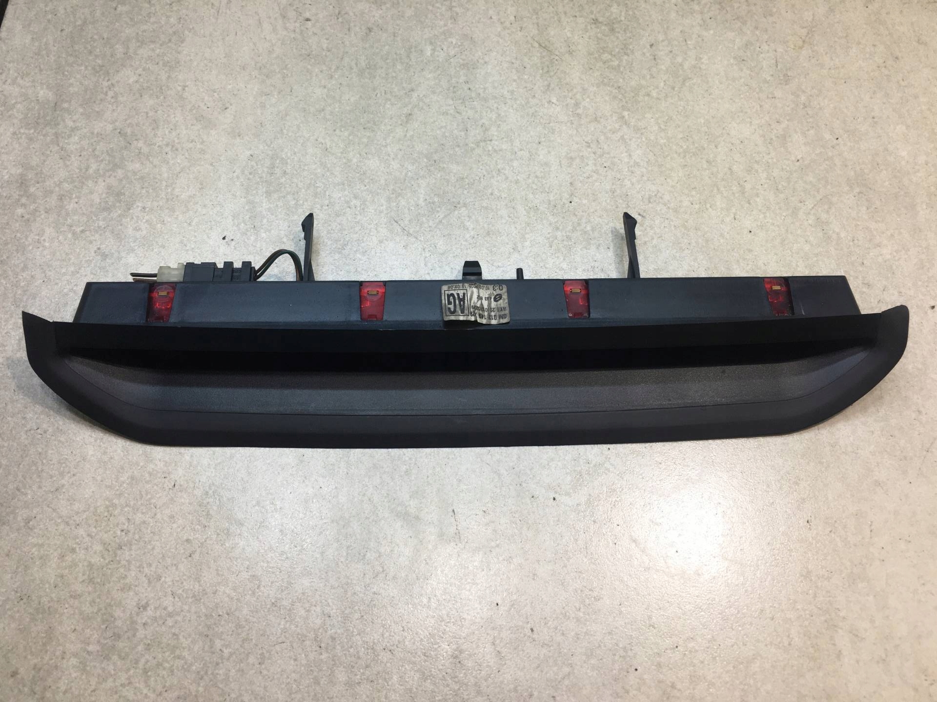 light STOP OPEL VECTRA C KOMBI 013149729