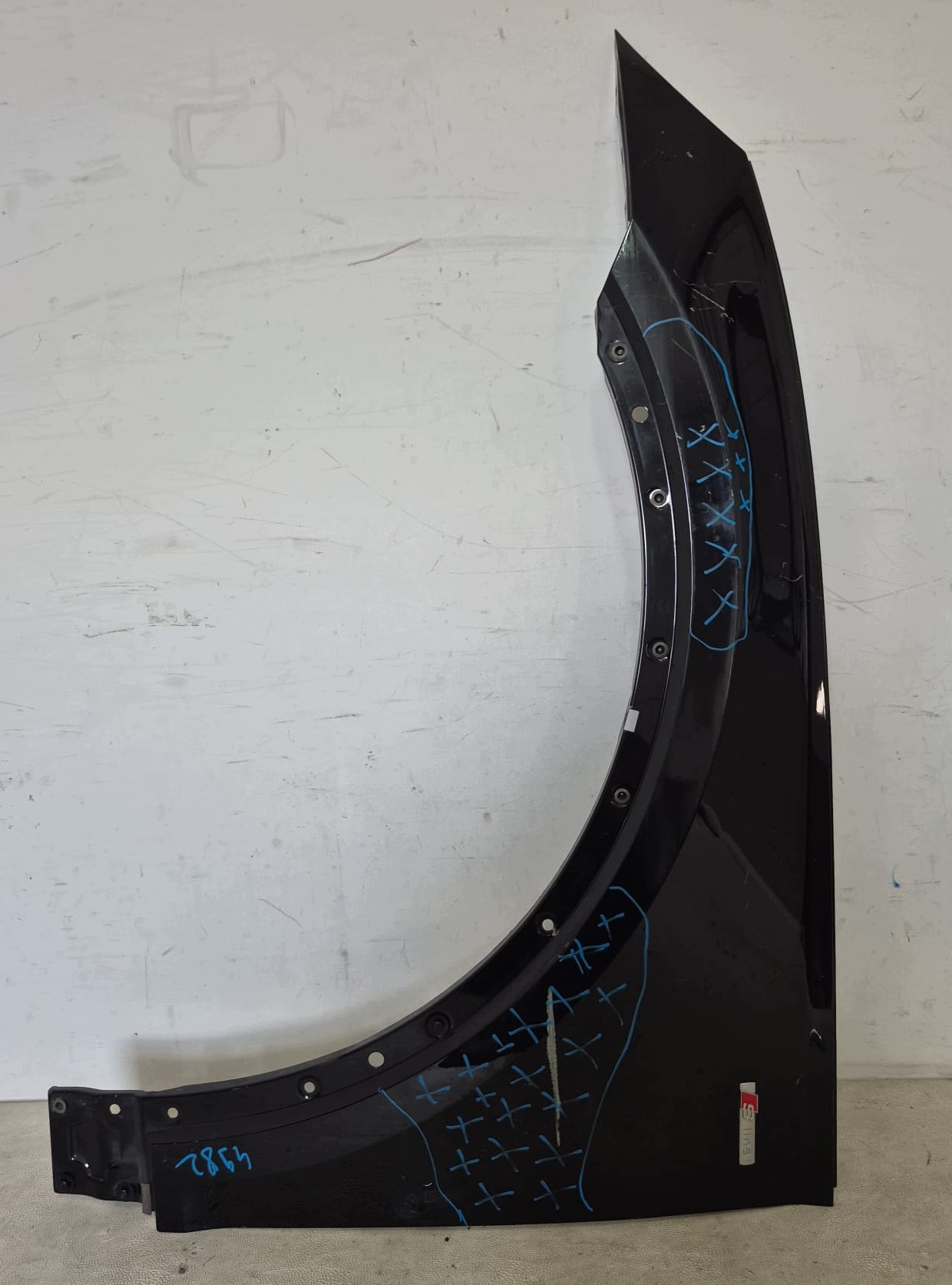 AUDI Q5 II 80A 16- fender left front front