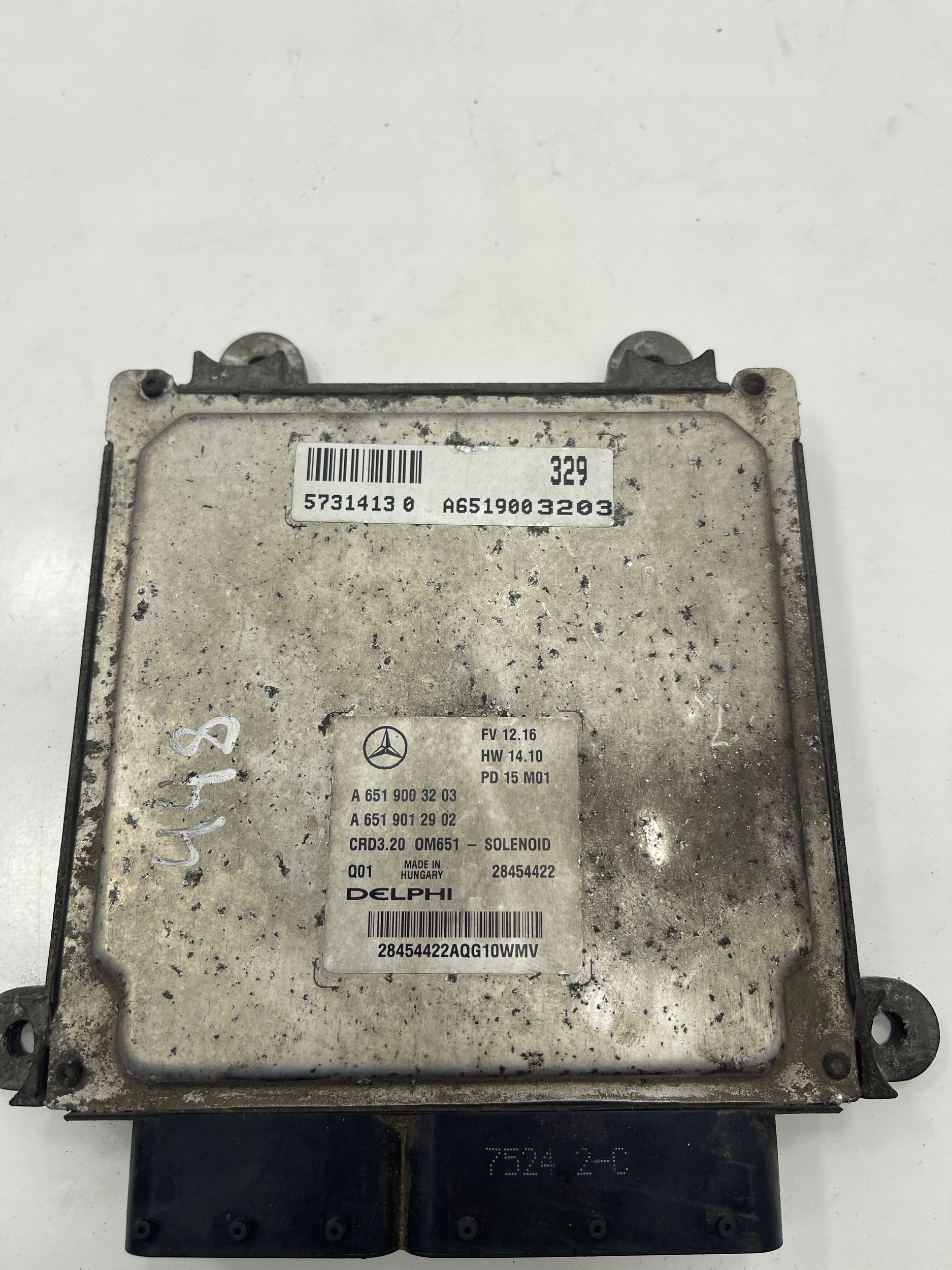 control unit of the engine Mercedes-Benz Sprinter W906 A6519003203