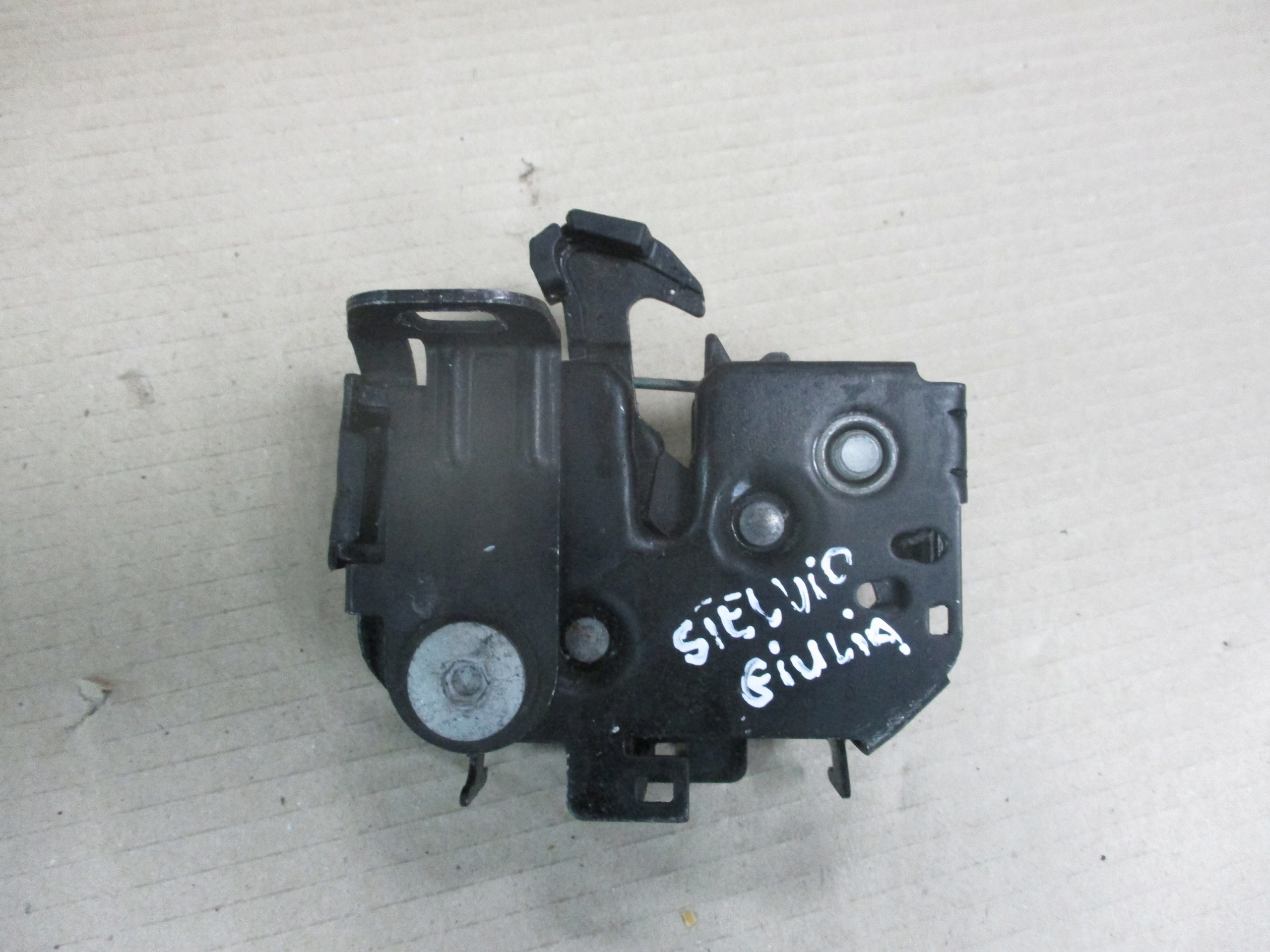 bonnet latch lock right Alfa Romeo Giulia 50547304