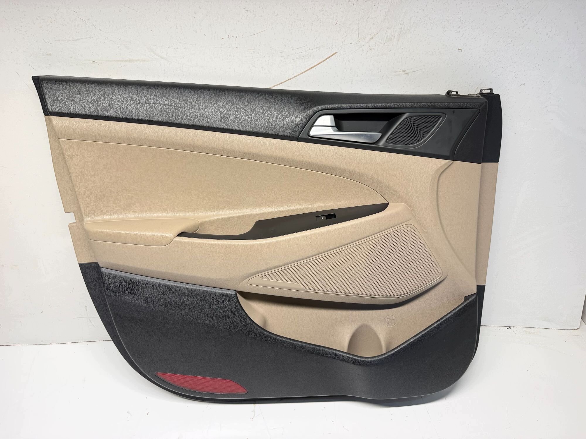 upholstery side door left left front HYUNDAI TUCSON II 2015-2021