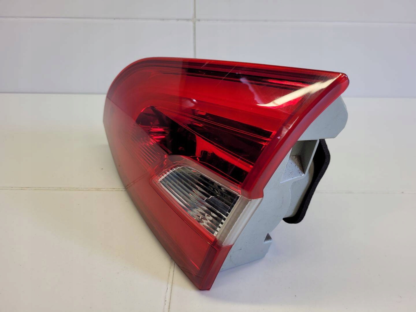 light rear right side Peugeot 308 2 2016 9678094880