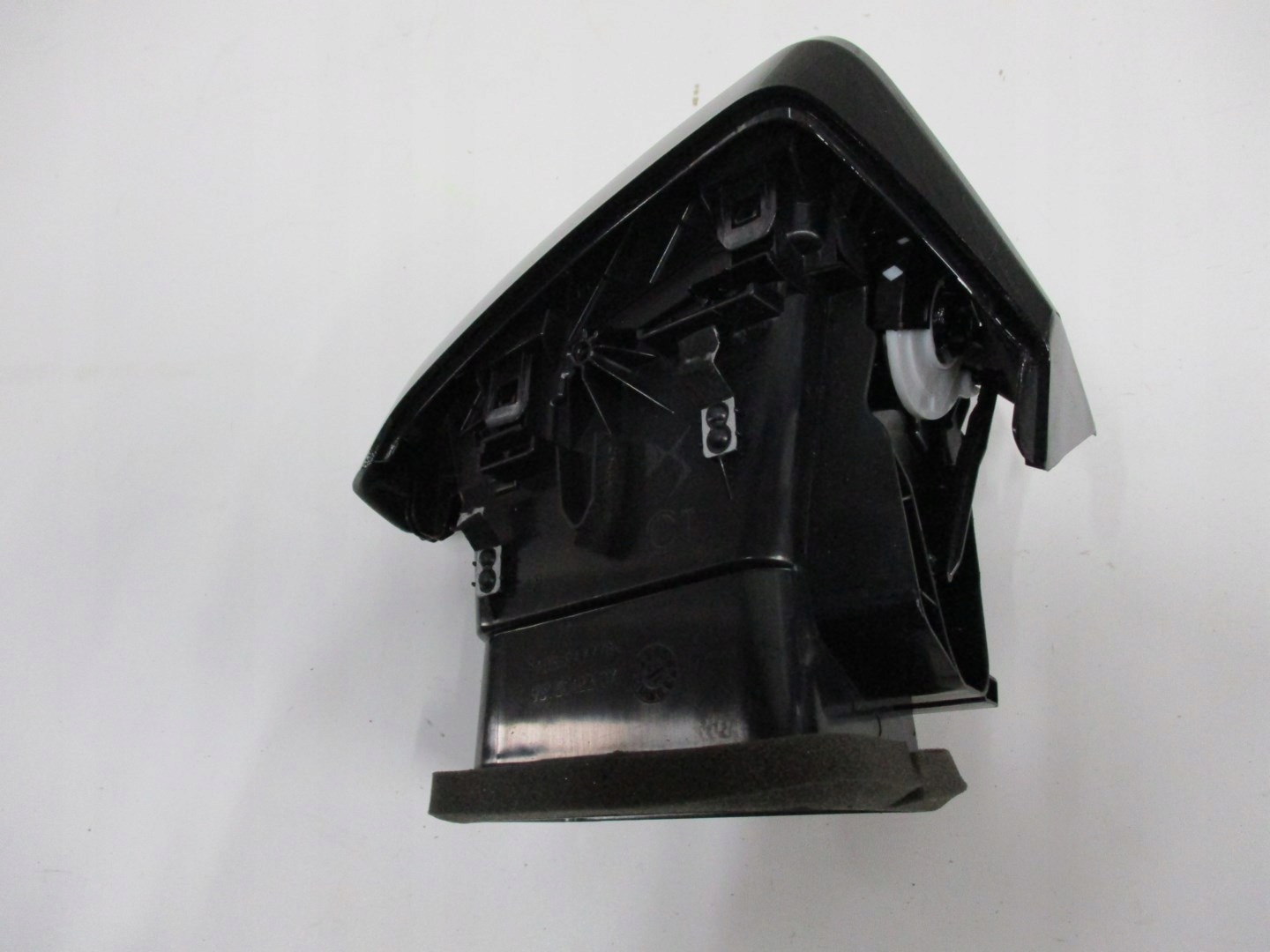 grid blower fan intake CITROEN DS7 98161422 right