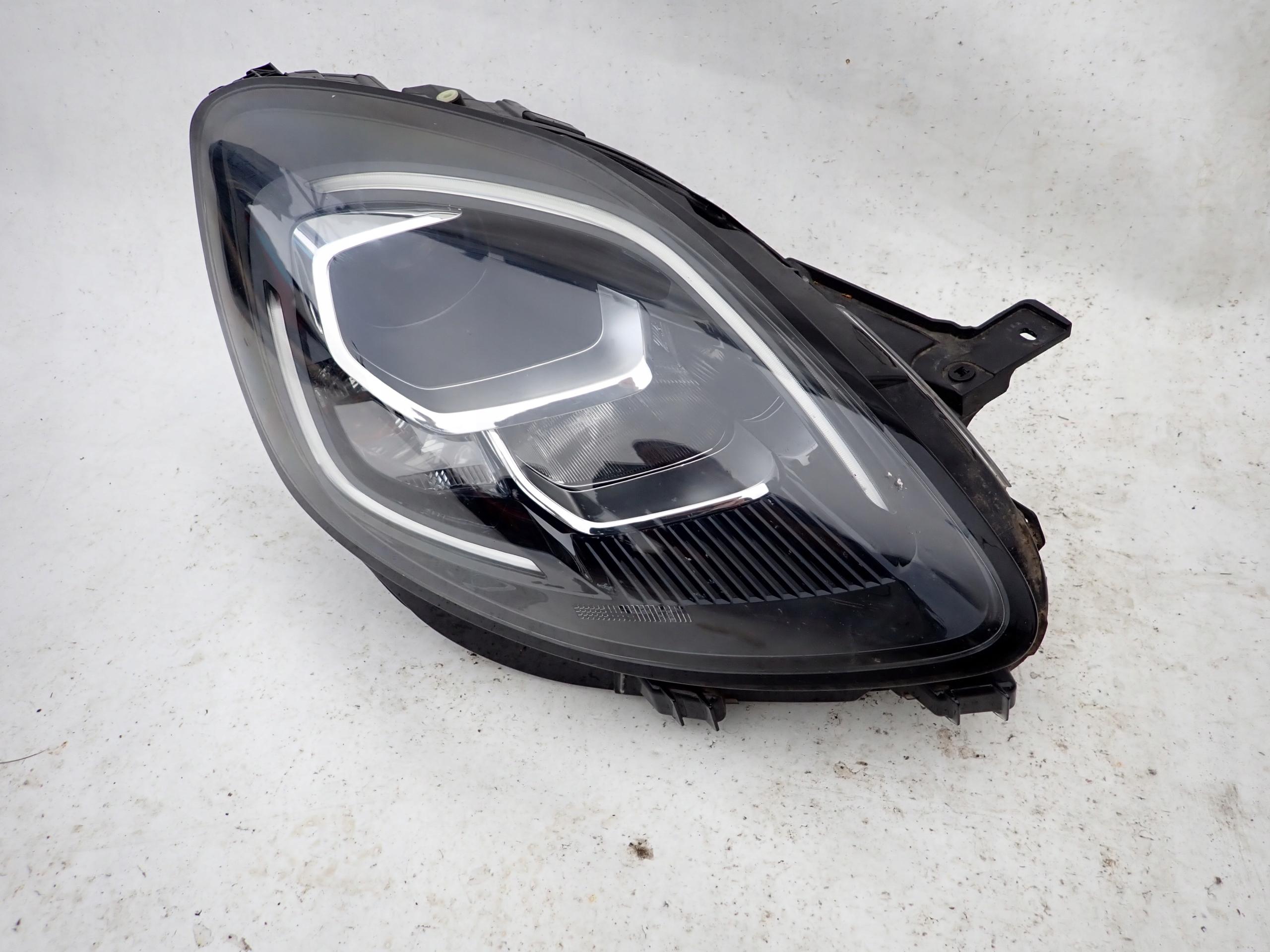 FORD PUMA 19- LED light right front