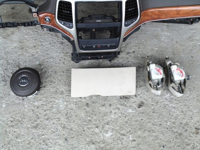 dashboard console airbags JEEP GRAND CHEROKEE 2012R.