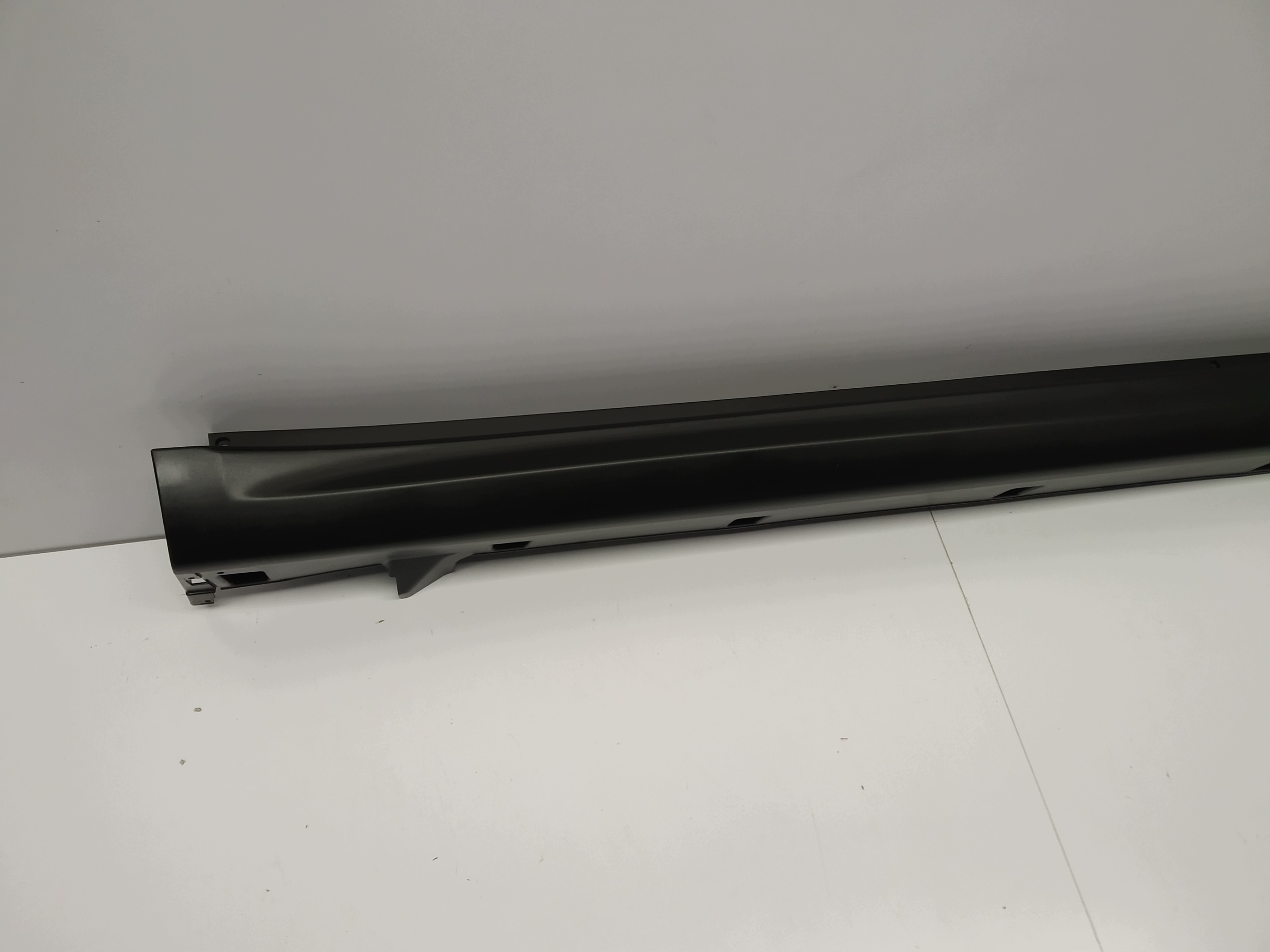 2015r + Suzuki Vitara II III threshold moulding threshold right 77231-54P0 original