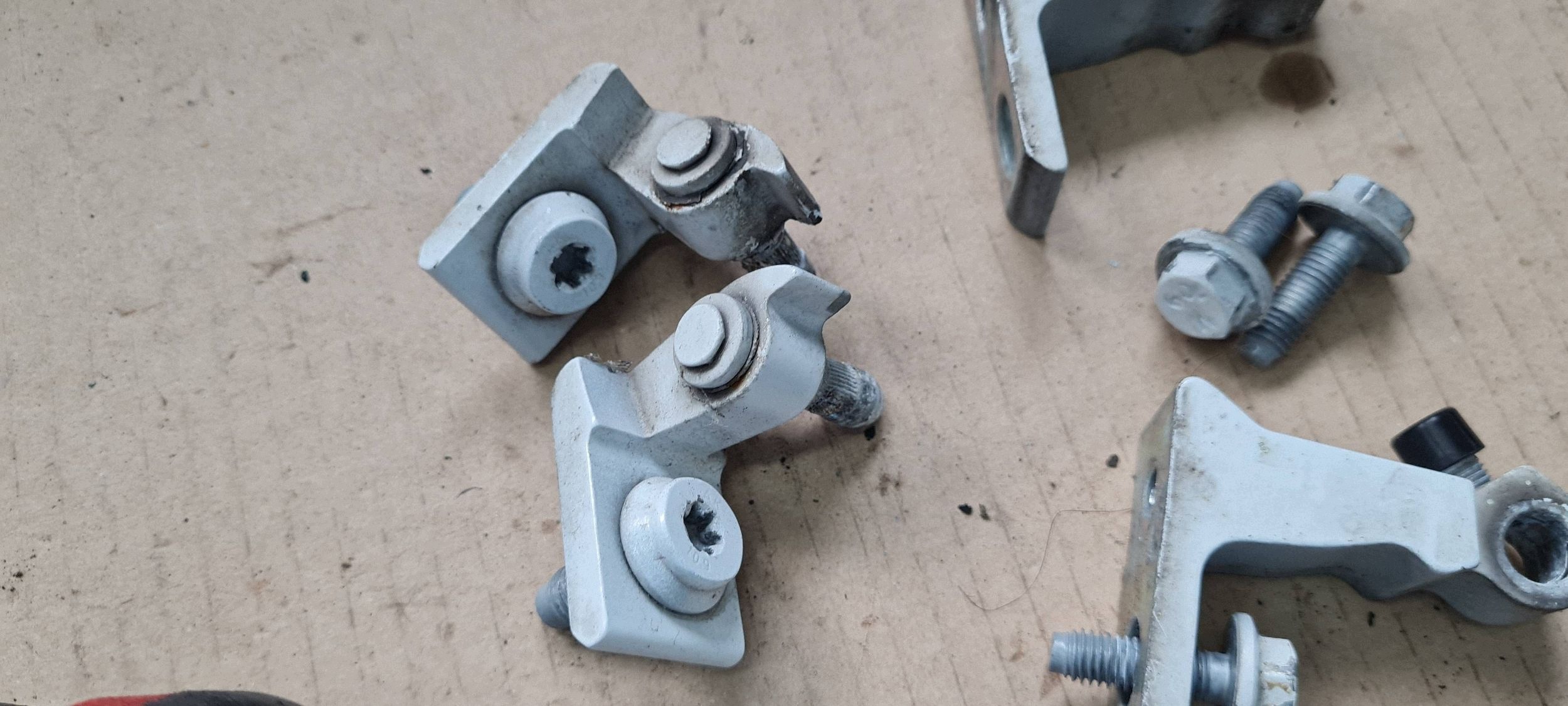 A5 8T LIFT hinge hinges door left left front SPORTBACK LS9R 8K0831401B