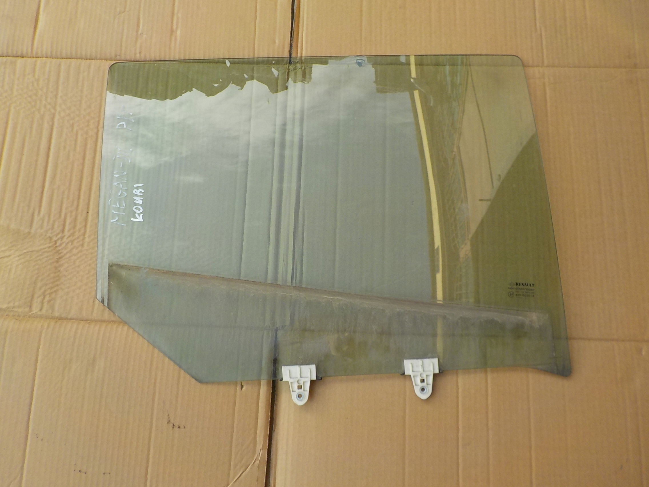 window right rear part renault megane III kombi 2011r