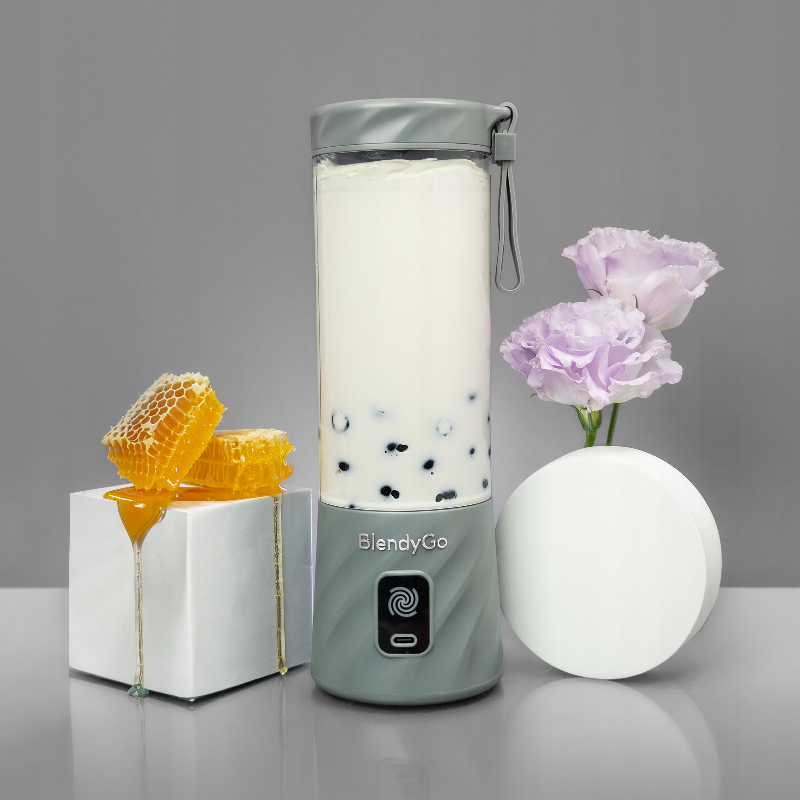 BLENDYGO 3 Przenośny Blender Smoothie USB 550ml BPA Free Szary — miniatura 13