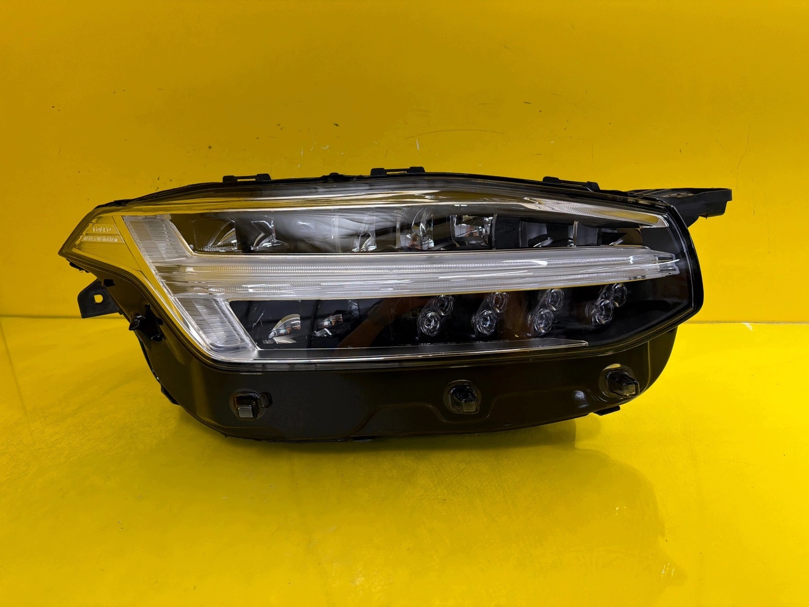 left right left front Volvo XC90 II Full Led 31655702 31655703