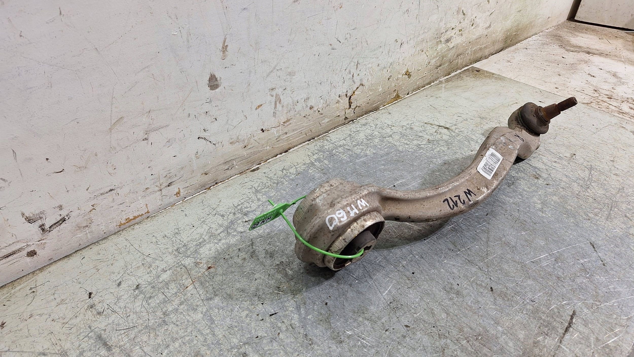 arm right front MERCEDES E-KLASA W212 2.2 CDI AMG E63