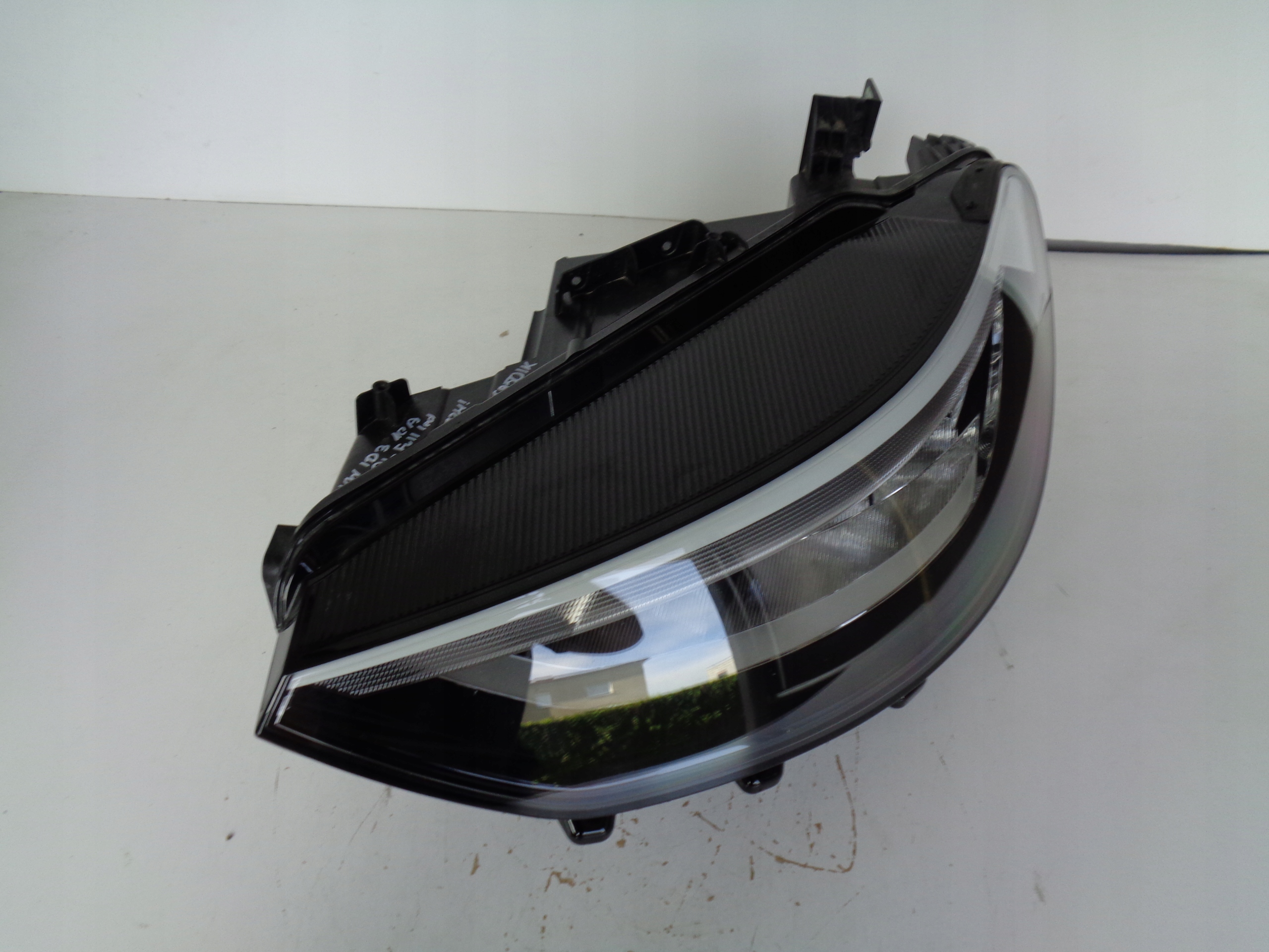 light left REFLEKTOR VW ID3 10A 21- FULL LED