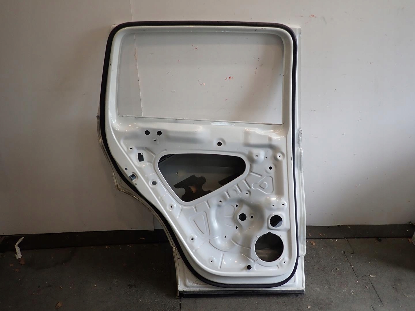 Tür heck hinten links VW TIGUAN II 2015- 5N