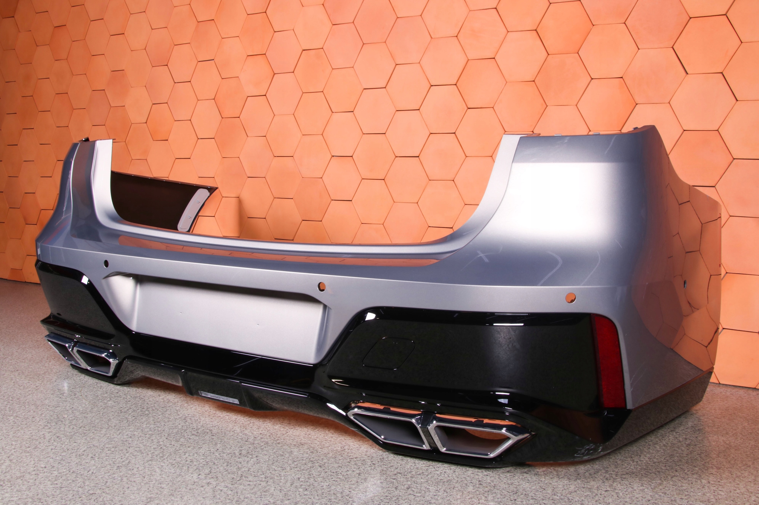 BMW 7 G70 m-packet bumper rear part rear USA 6xPDC C4A