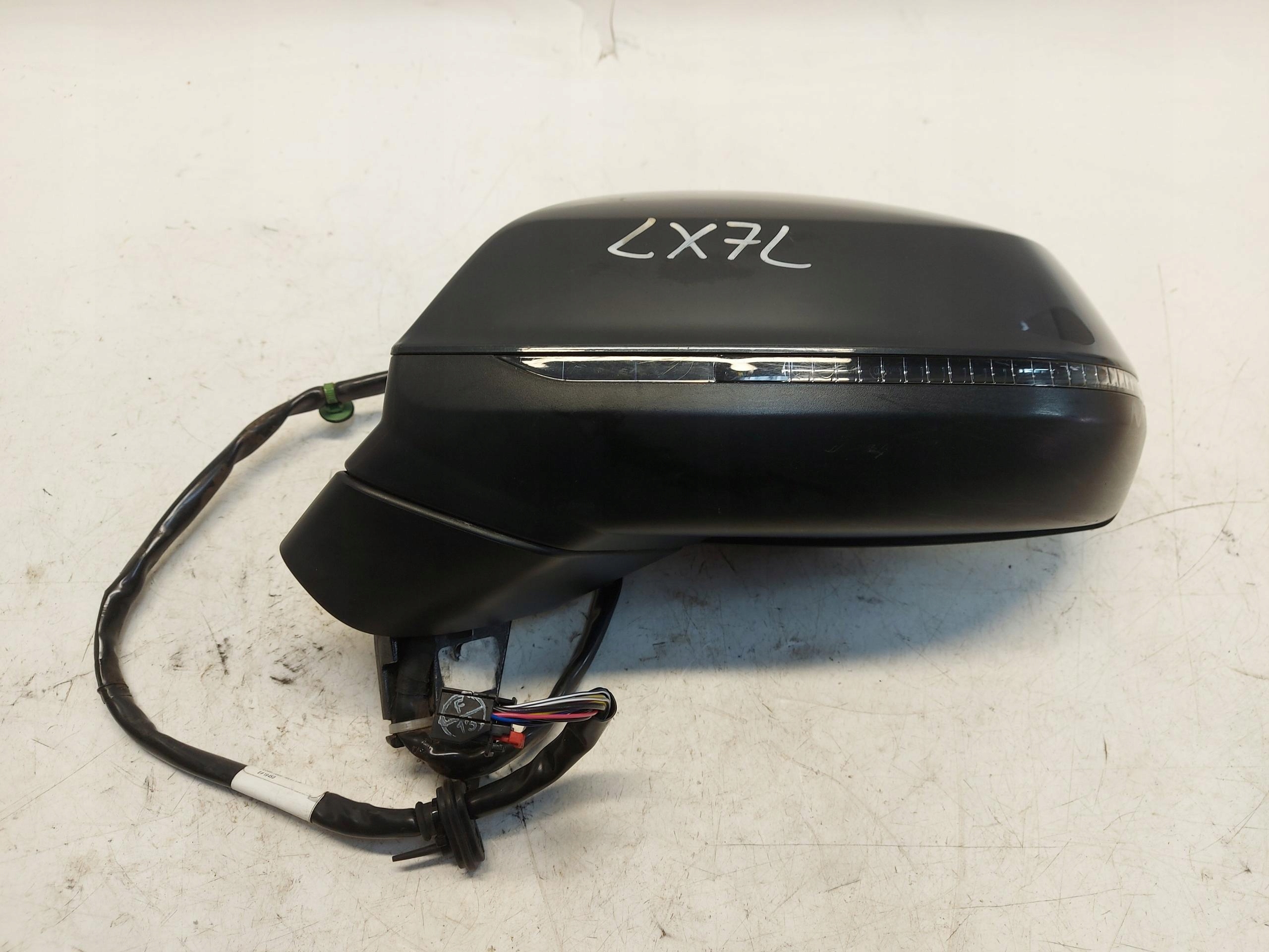 Audi Q5 80A II mirror exterior left 17PIN LX7L RHD