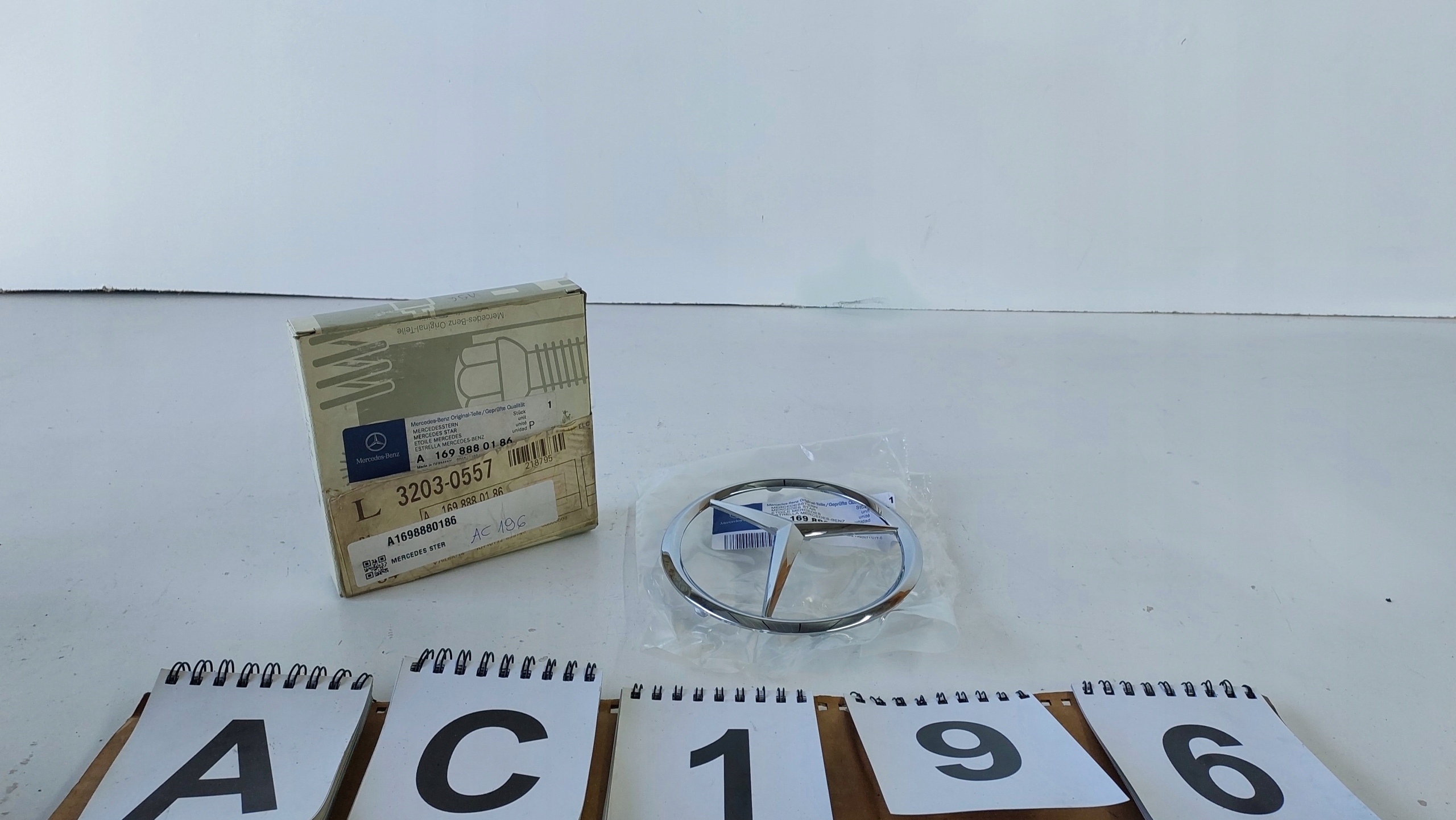 MERCEDES A-KLASA W169 EMBLEMAT ZNACZEK GWIAZDA PRZÓD