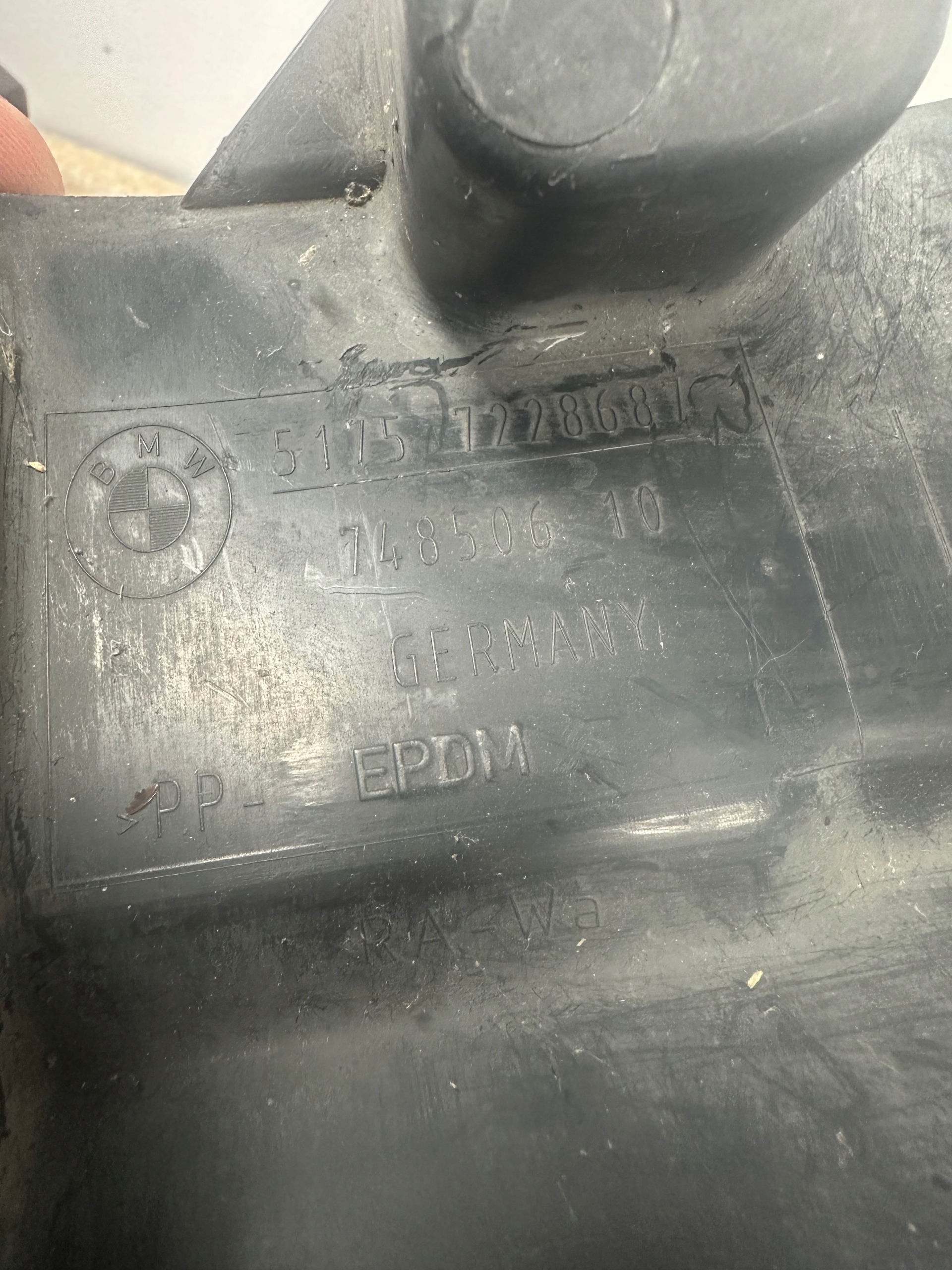 cover PRZEKLADNI left front BMW F11 7228687