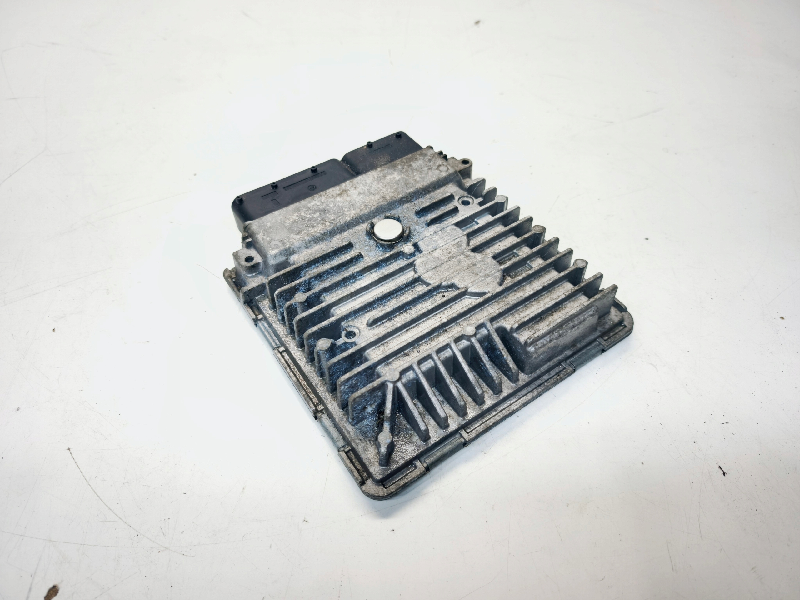 computer control unit of the engine AUDI A1 8X A3 8P 1.6 TDI CAYC 03L906023PN