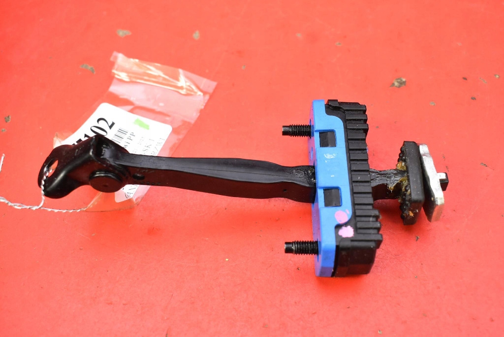 limiter door right front KIA SPORTAGE 5 V 21-25