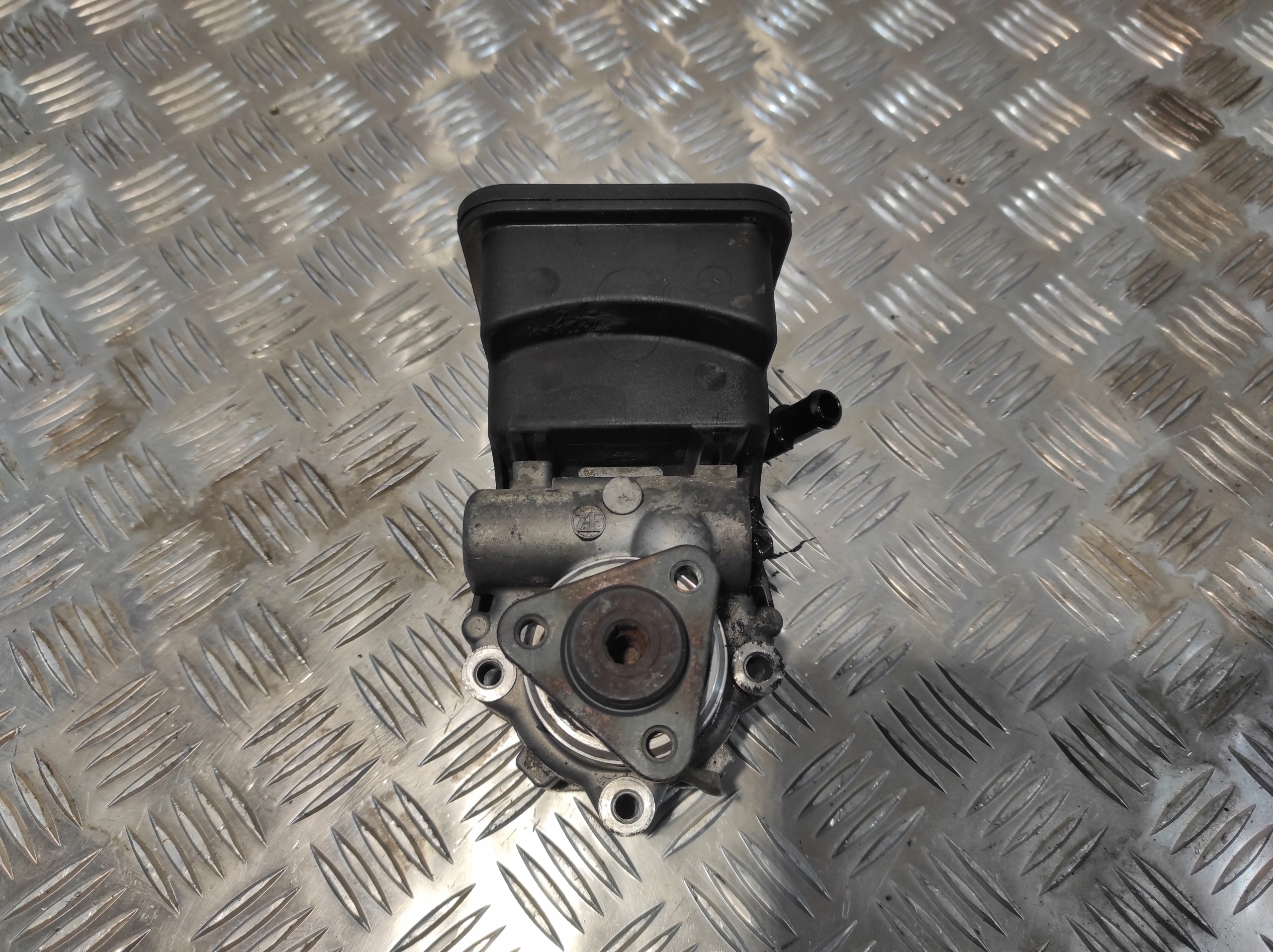Pompa servosterzo serbatoio LIQUIDO BMW E46 2.0 D 136 KM ZF 7691900513