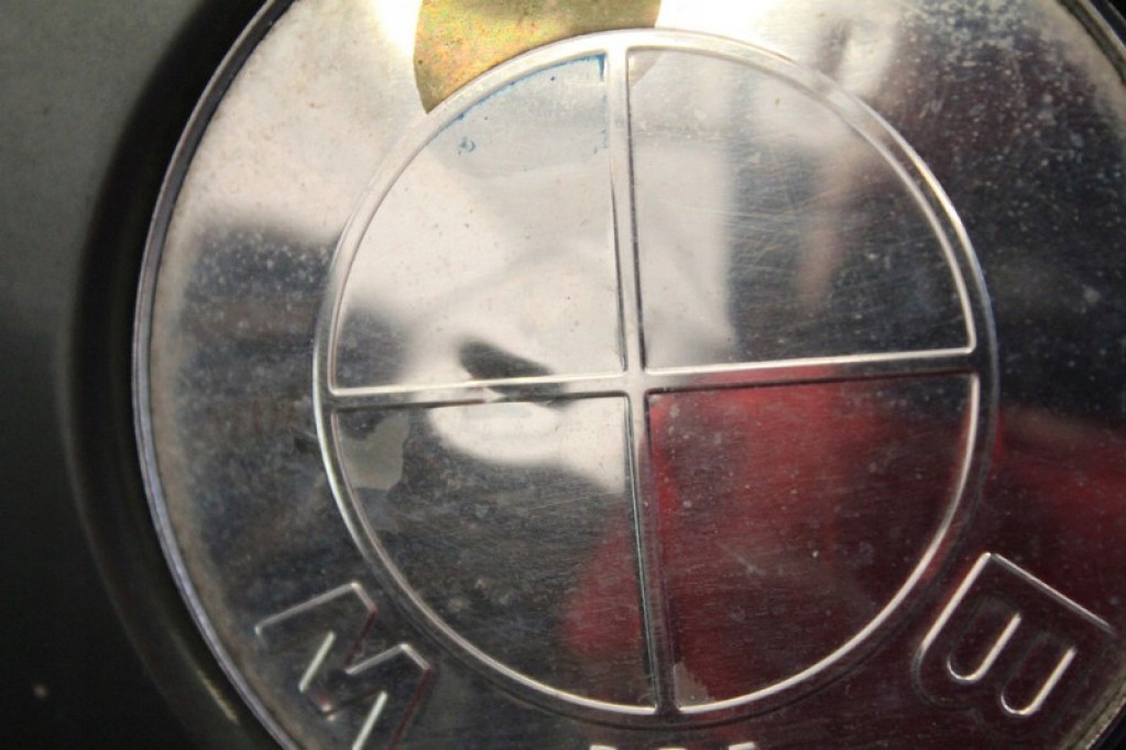 Capot 892 BMW E65 E66 01-05